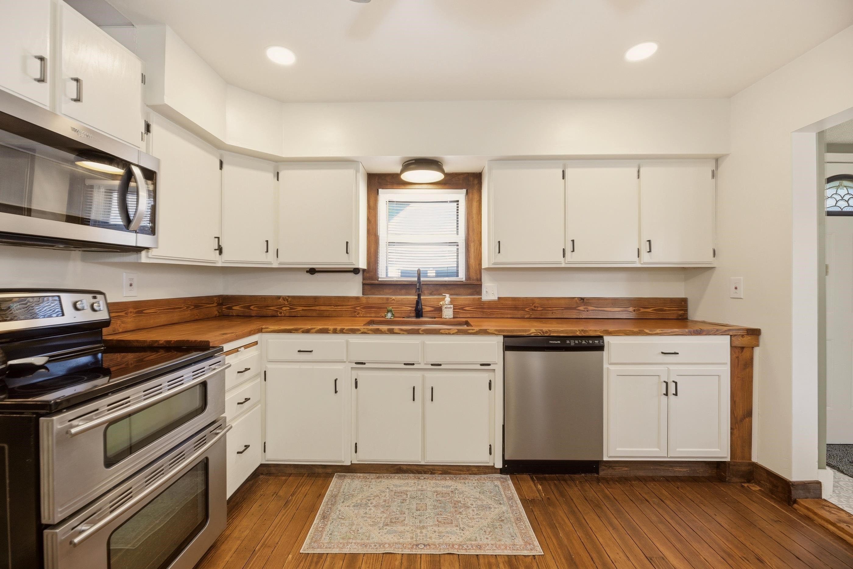 218 E 10th Street Newton KS 67114