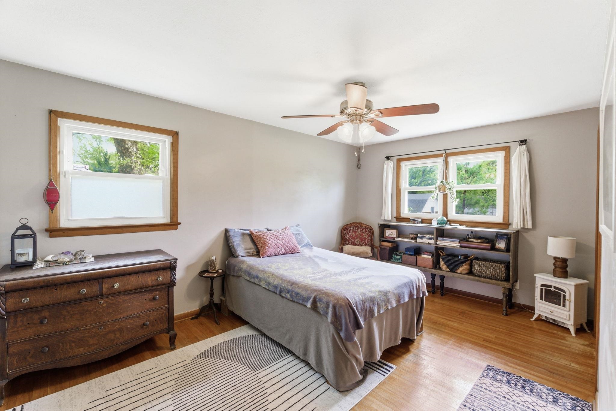 18 W Rolling Hills Drive Wichita KS 67212-3760