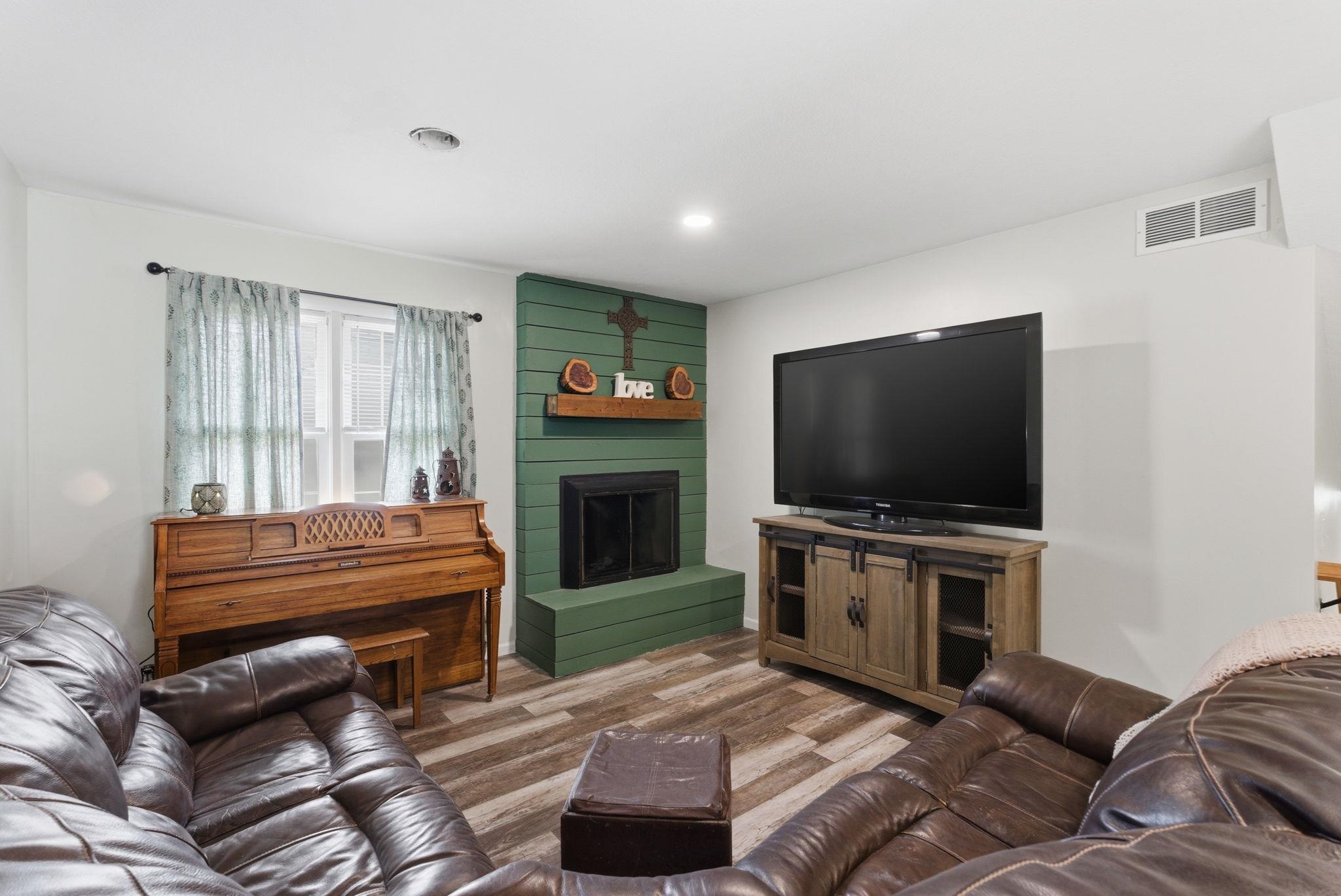 8448 E Lakeland Court Wichita KS 67207