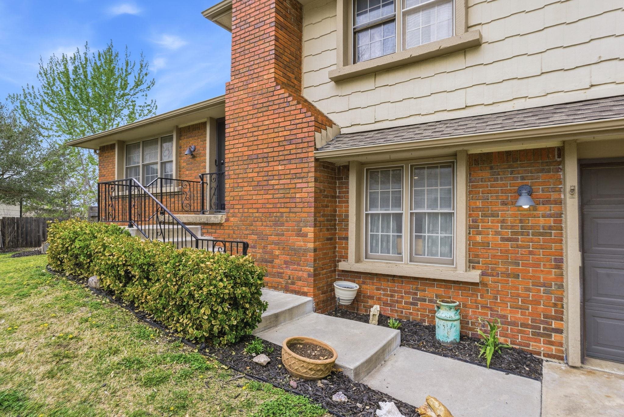 8448 E Lakeland Court Wichita KS 67207