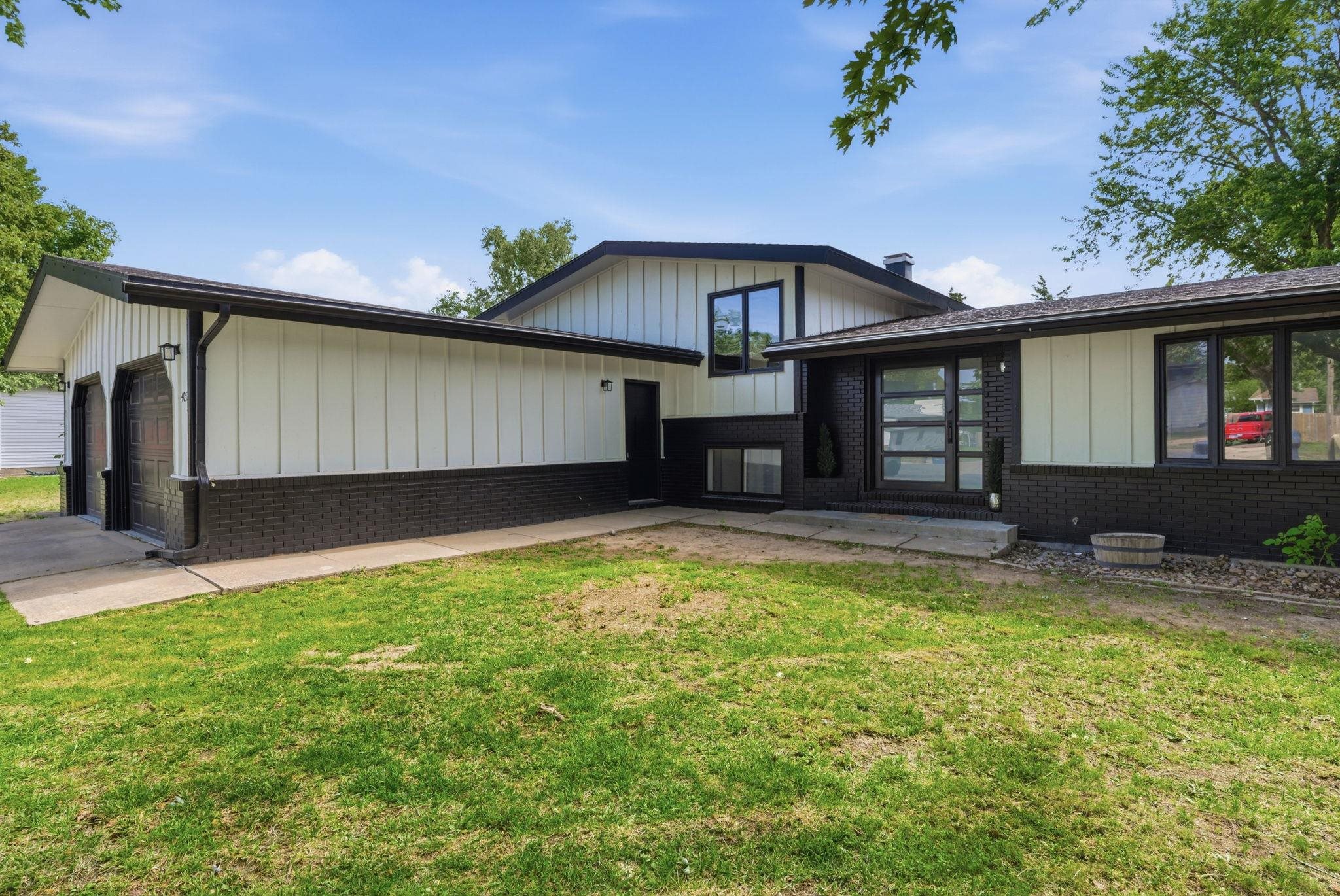 4052 N Auburn Bel Aire KS 67220