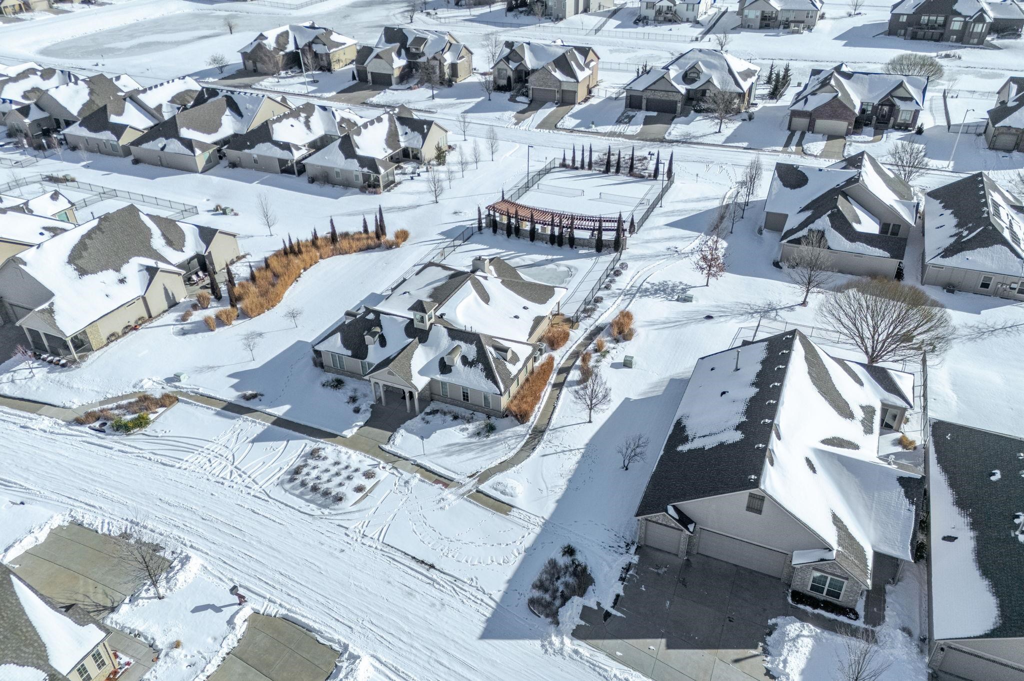 4883 N Prestwick Avenue Bel Aire KS 67226-7633