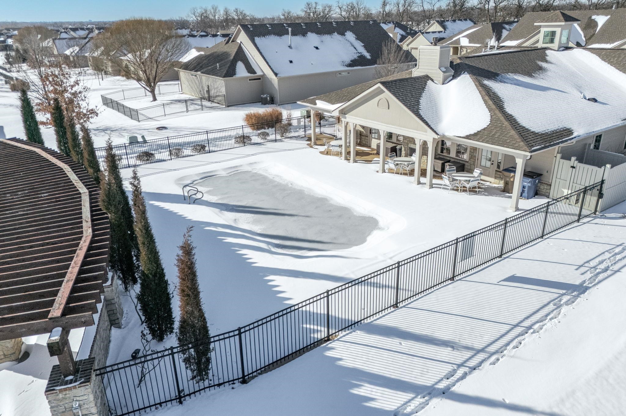 4883 N Prestwick Avenue Bel Aire KS 67226-7633