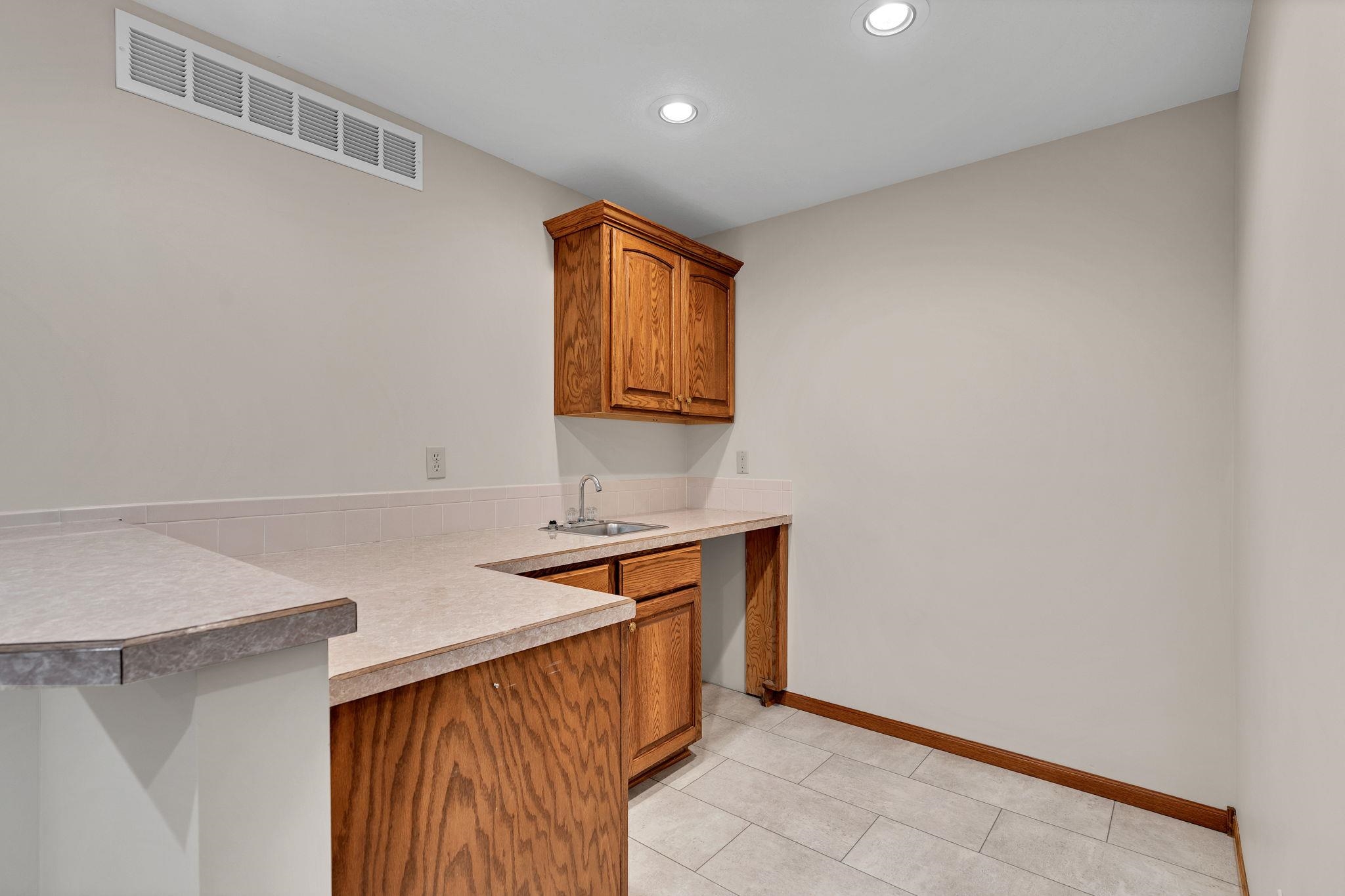 509 N Turnberry Circle Wichita KS 67230