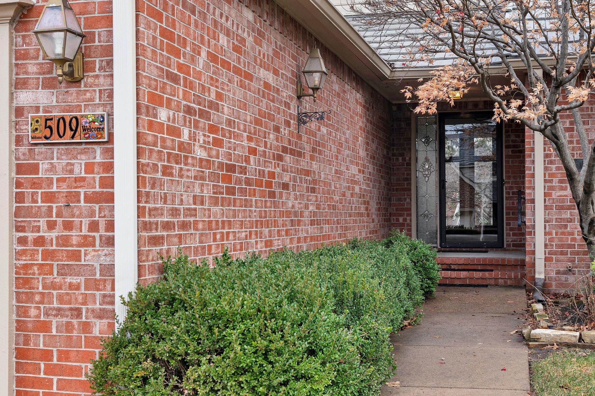 509 N Turnberry Circle Wichita KS 67230