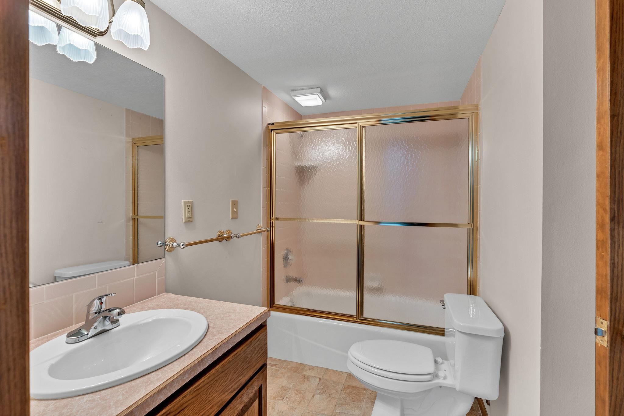 509 N Turnberry Circle Wichita KS 67230