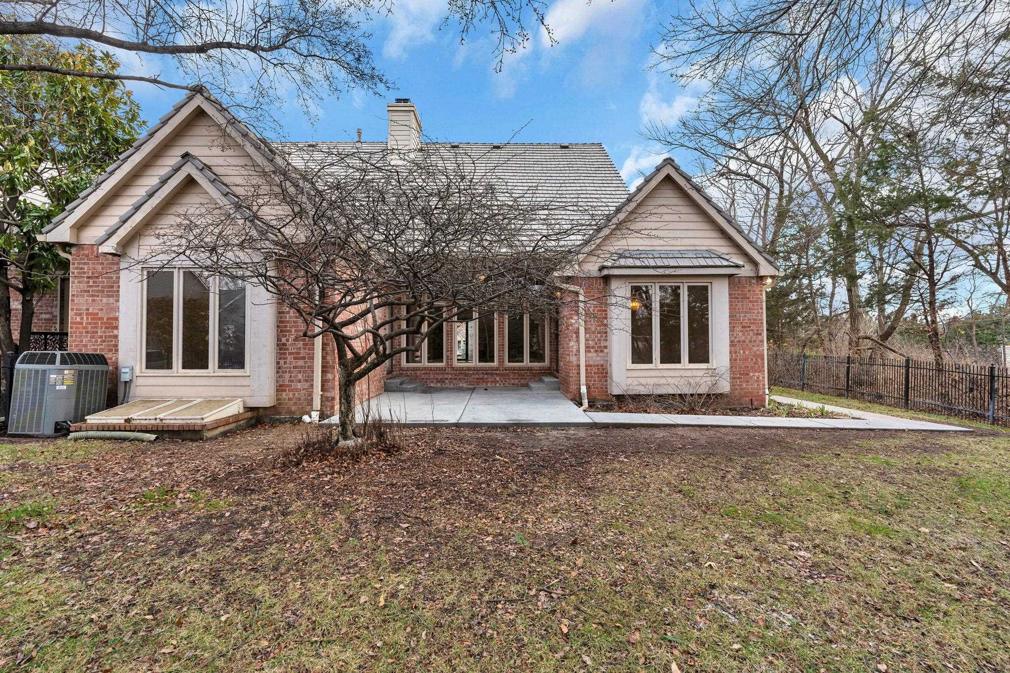 509 N Turnberry Circle Wichita KS 67230