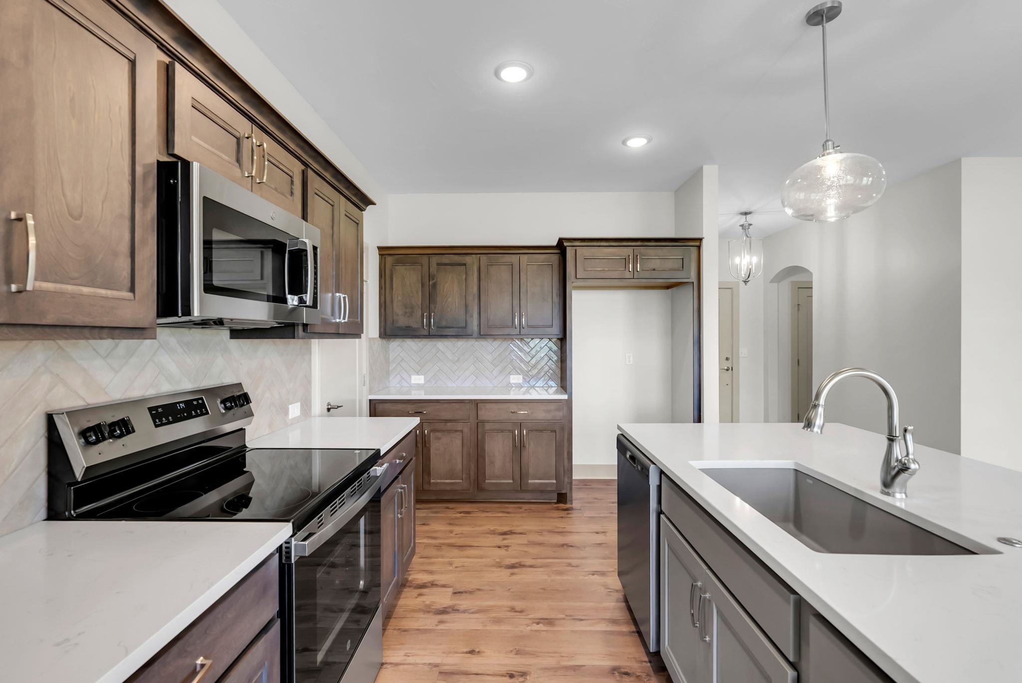 5016 N Highland Street Bel Aire KS 67220