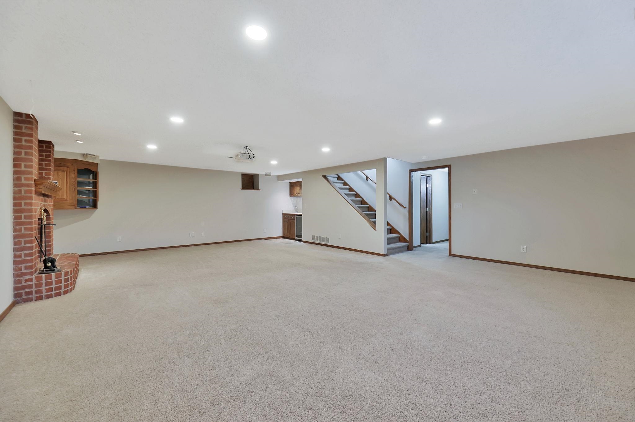 12100 E Fireside Lane Derby KS 67037