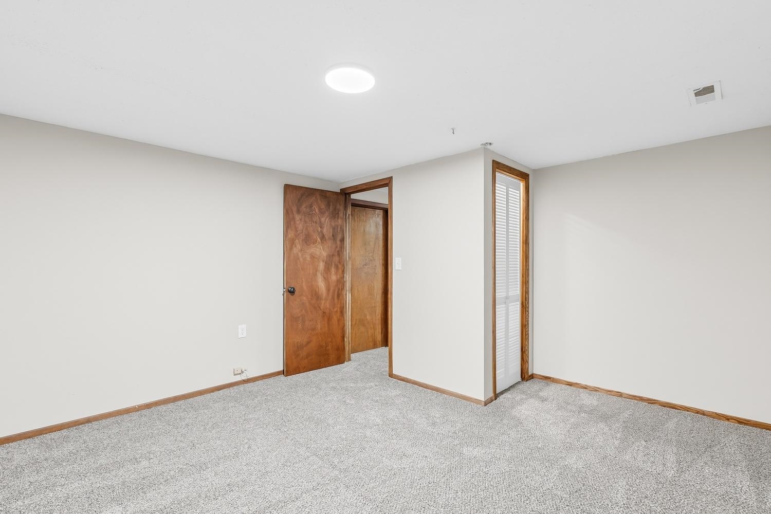 5952 N Palm Lane Wichita KS 67204