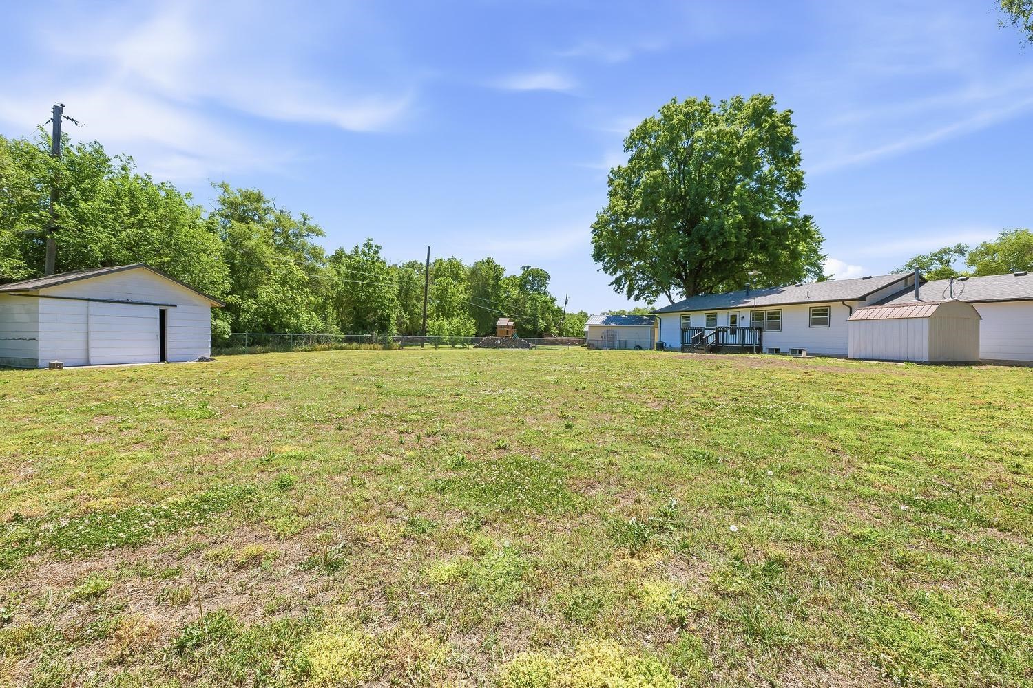 5952 N Palm Lane Wichita KS 67204