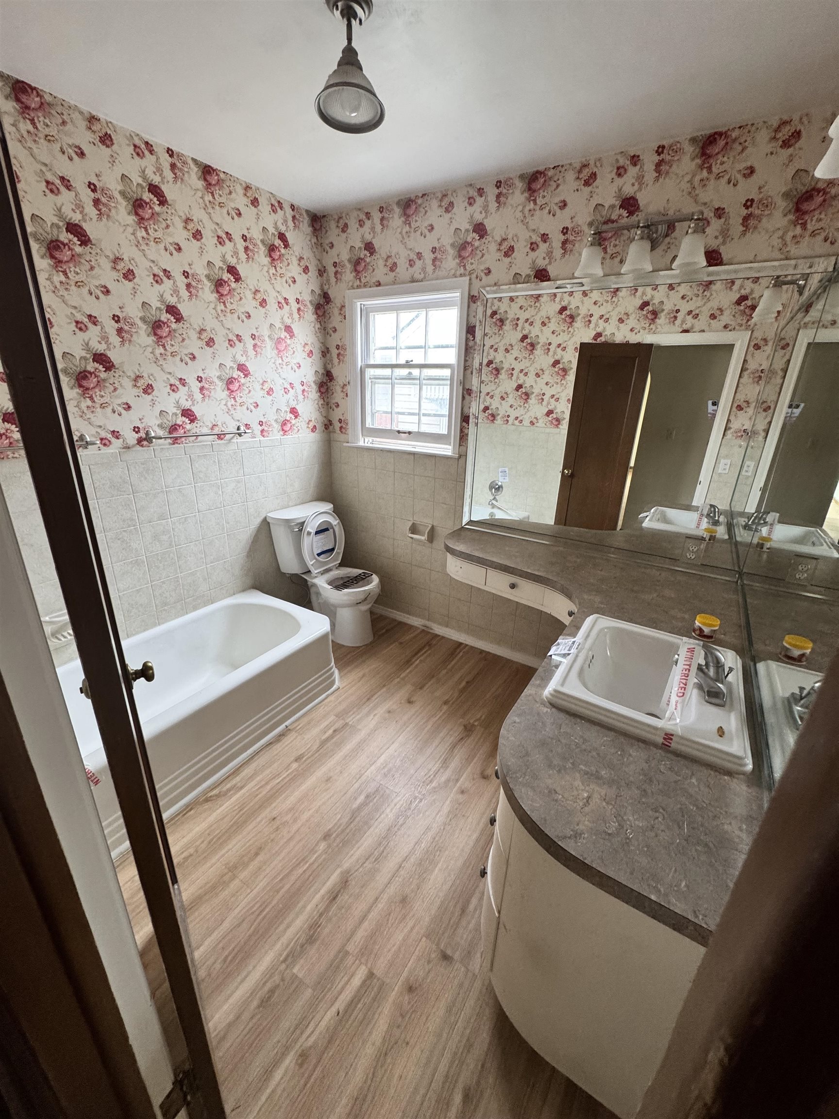 3326 E Clark Wichita KS 67218