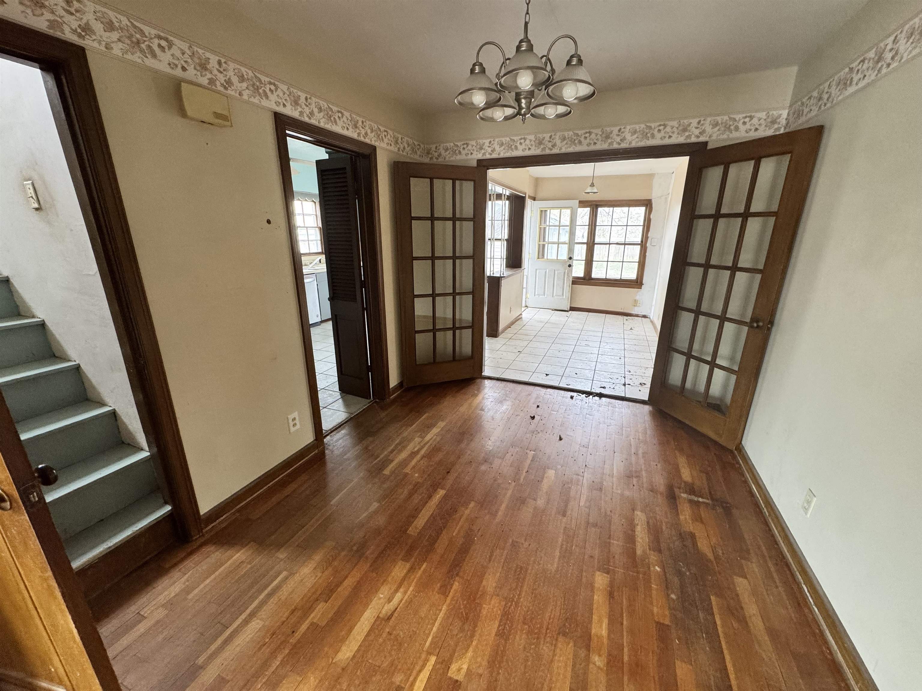3326 E Clark Wichita KS 67218