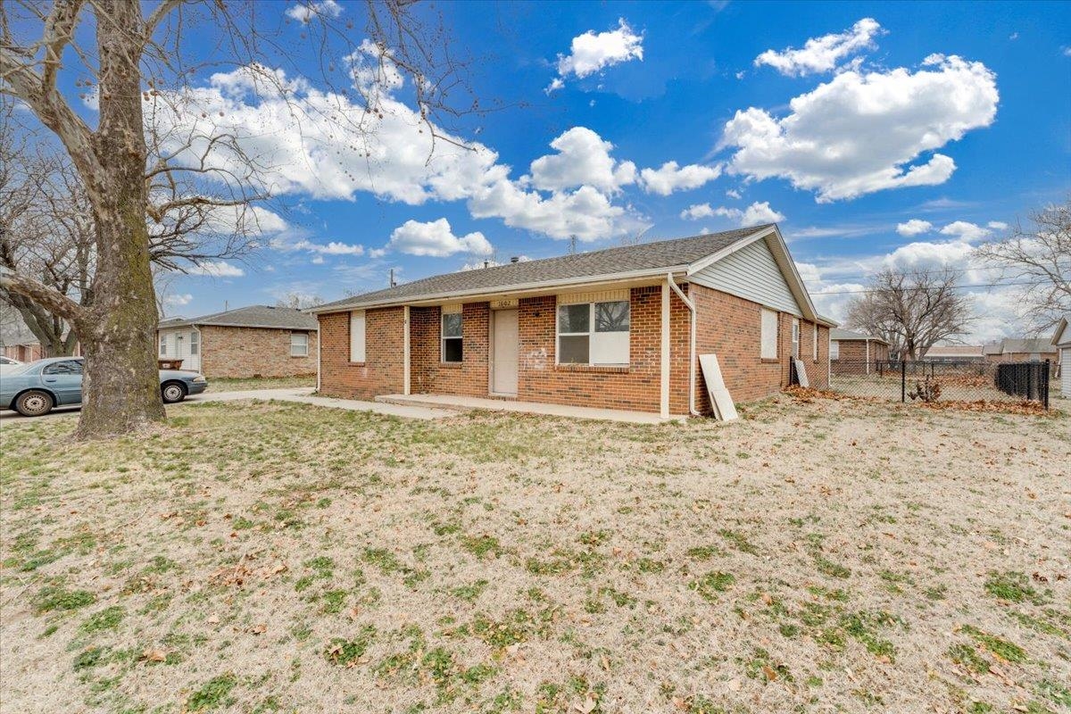 1602 E Del Mar Wichita KS 67216