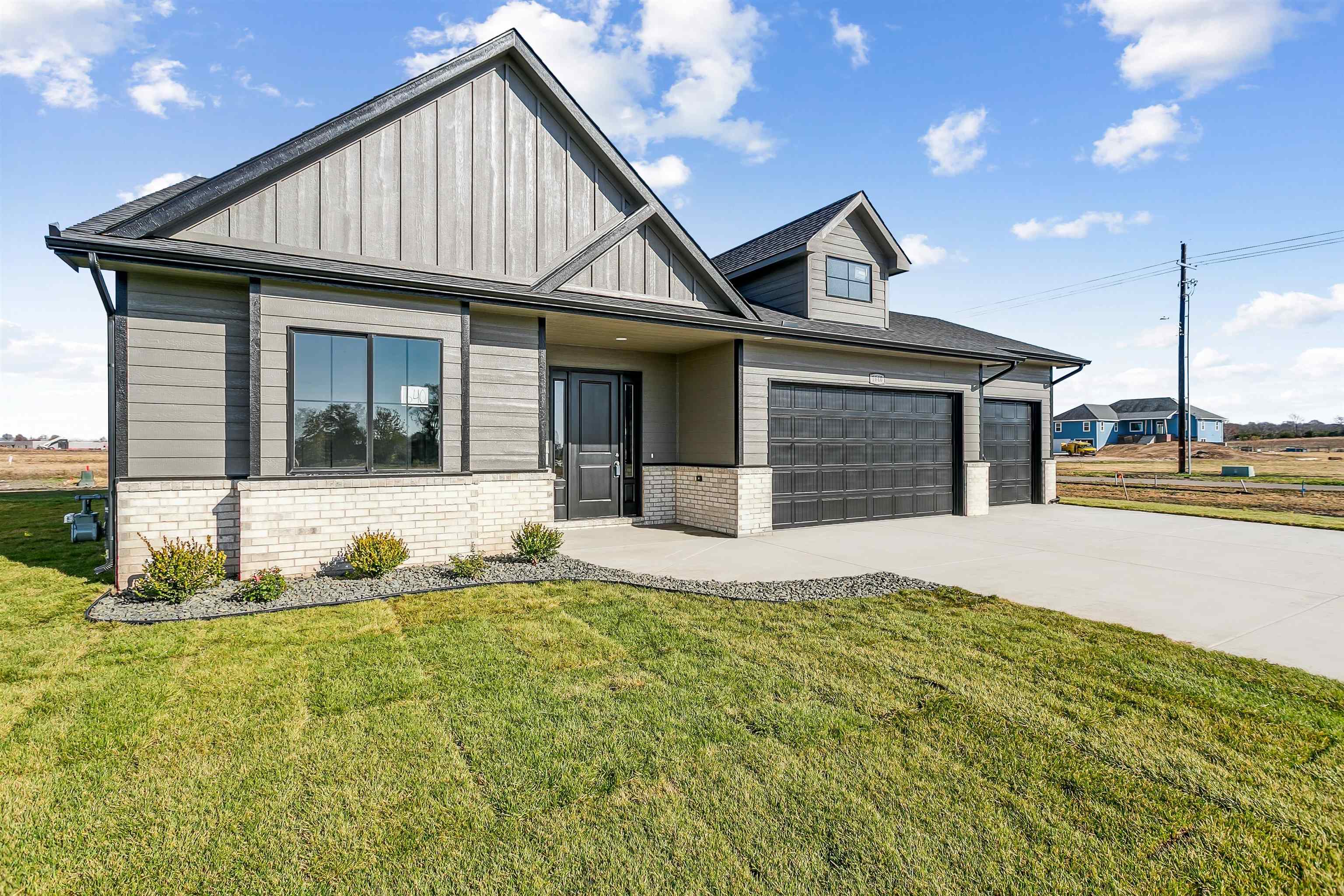 1640 E Appleton Street Valley Center KS 67147