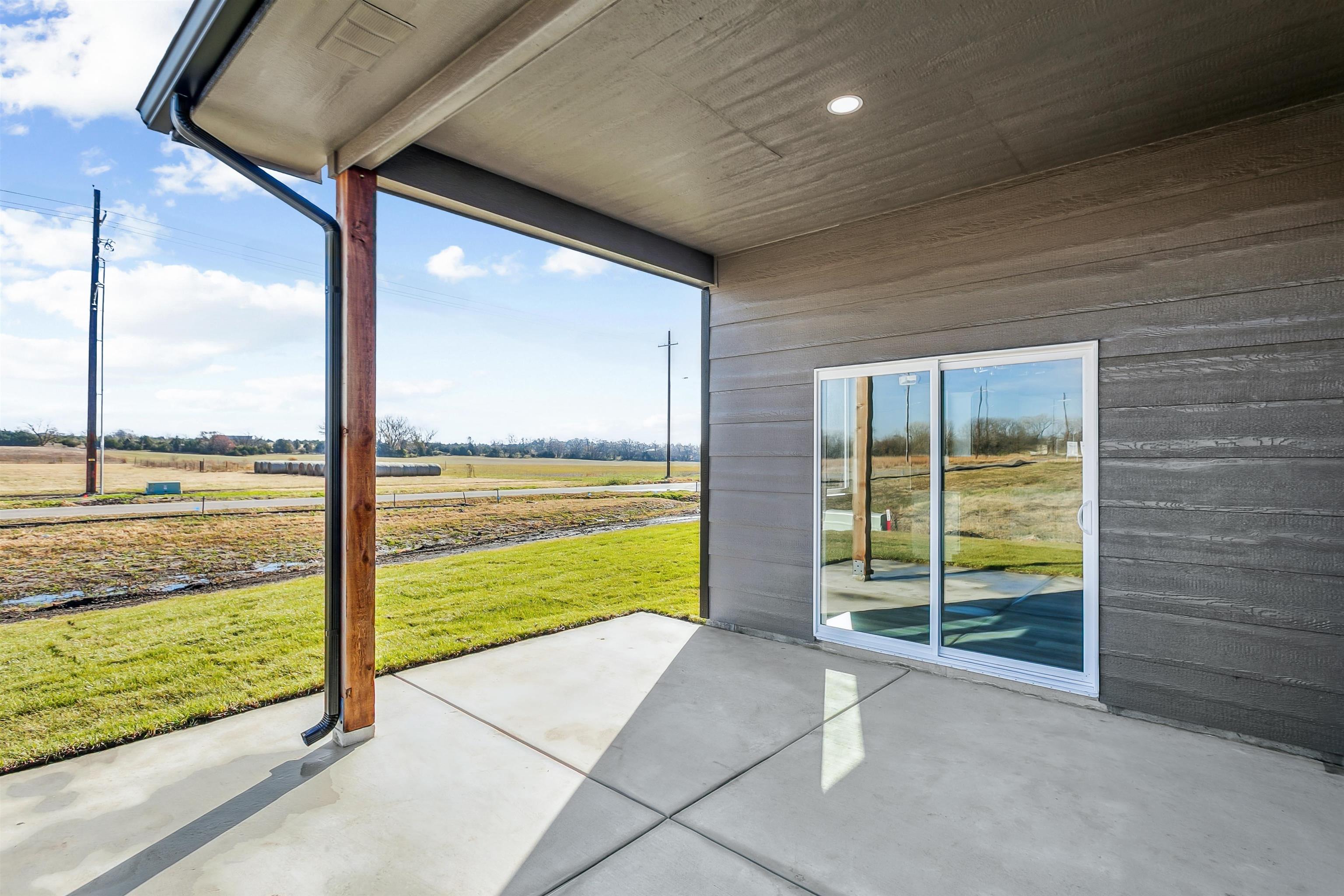 1640 E Appleton Street Valley Center KS 67147