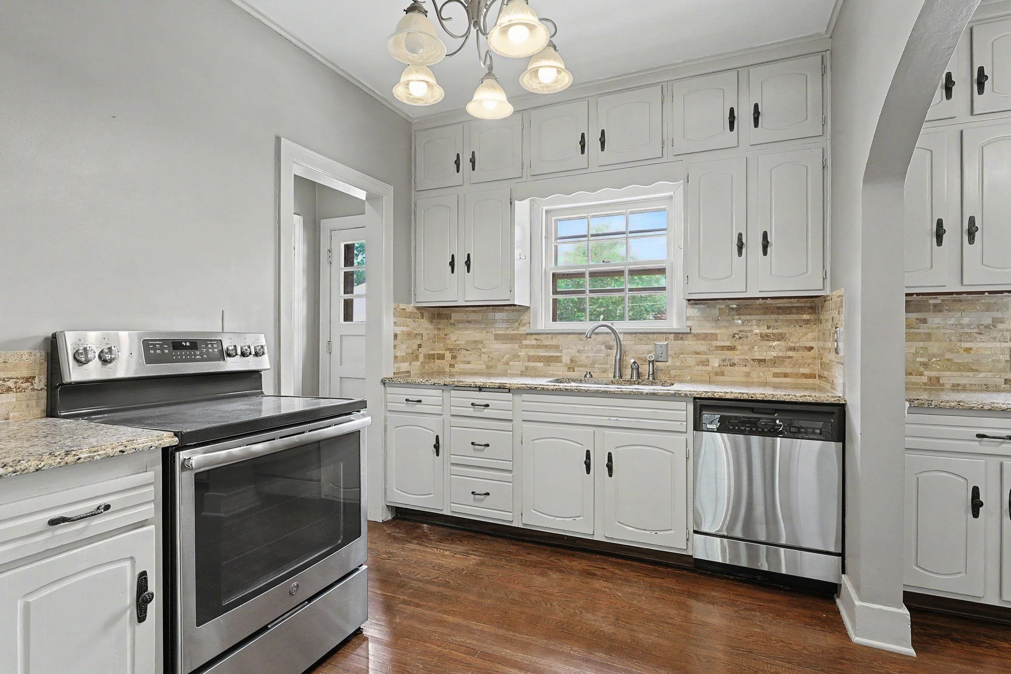 273 S Dellrose Wichita KS 67218
