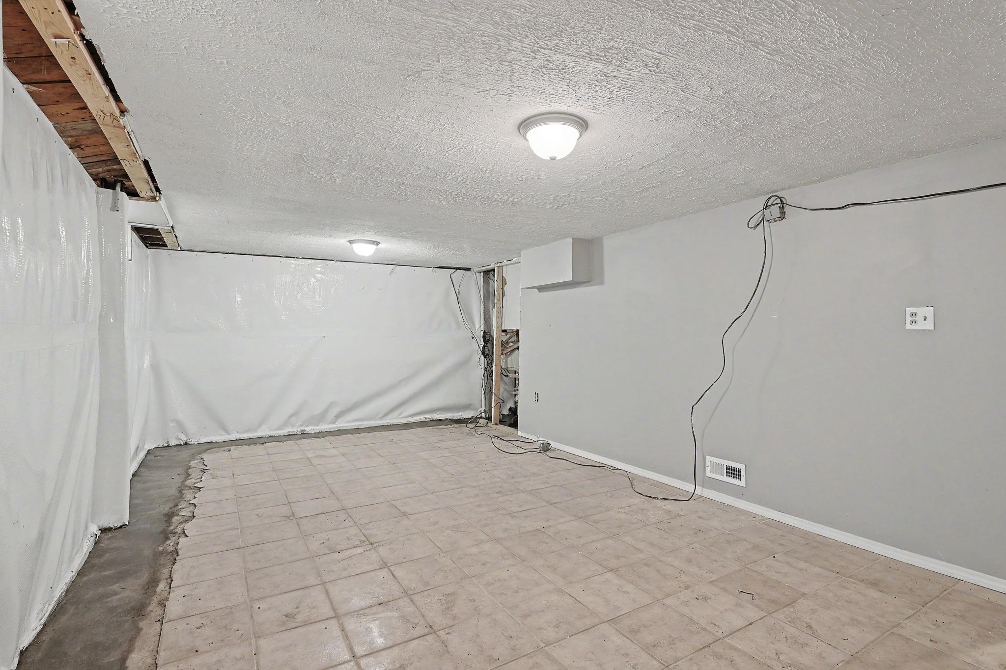273 S Dellrose Wichita KS 67218