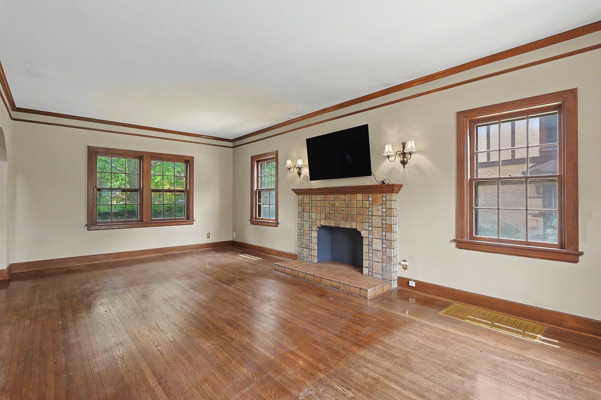 273 S Dellrose Wichita KS 67218