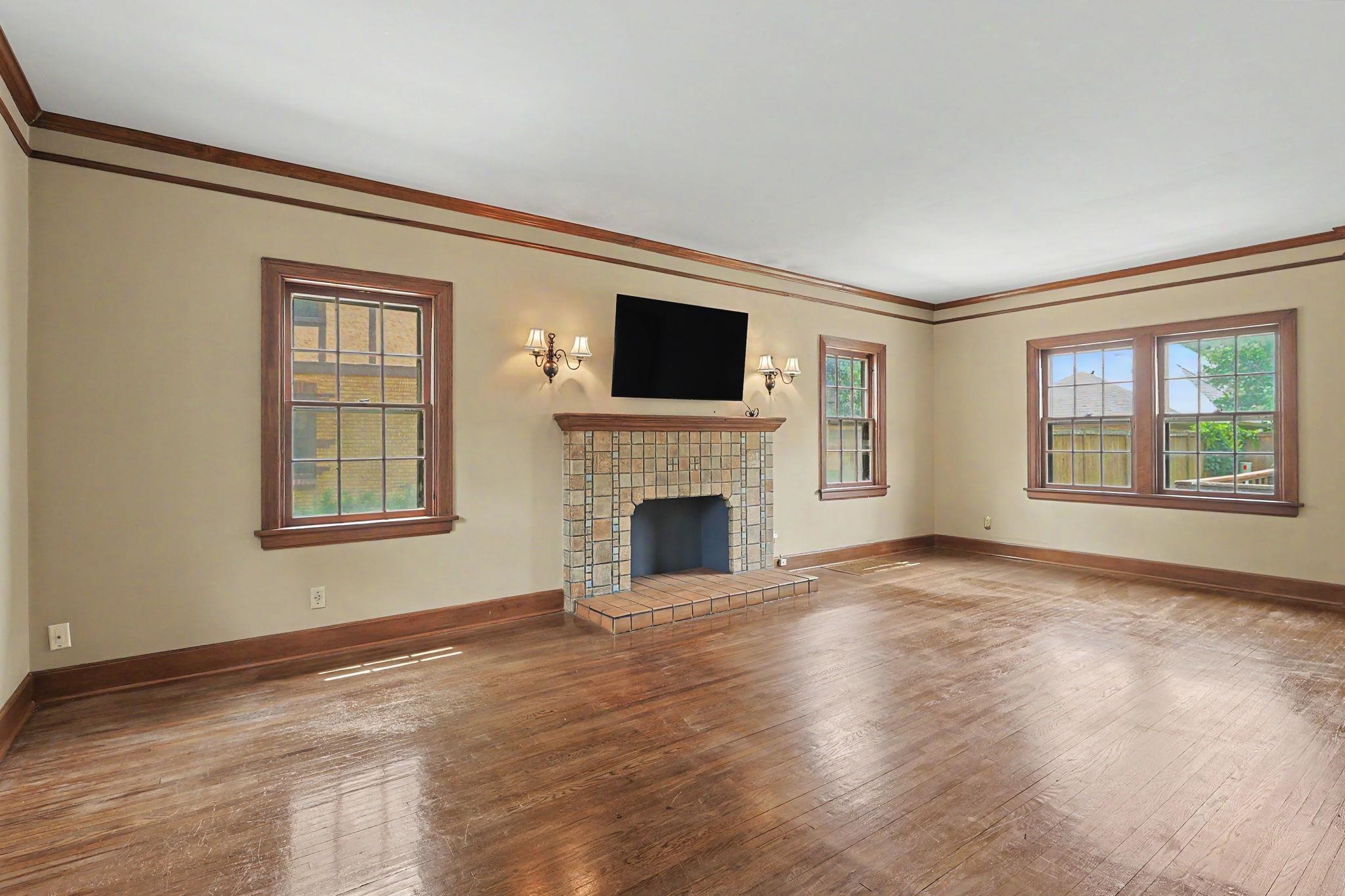 273 S Dellrose Wichita KS 67218