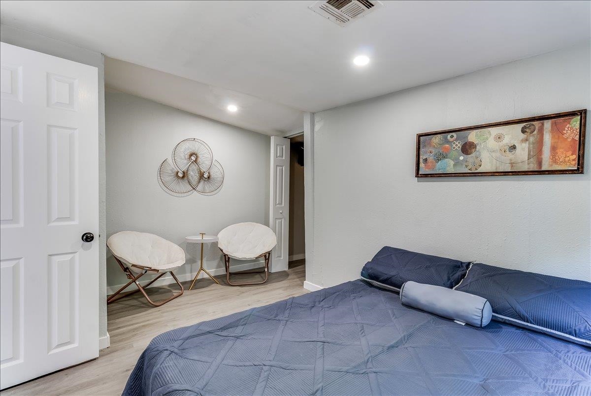 3212 E Fairhaven Drive Wichita KS 67216