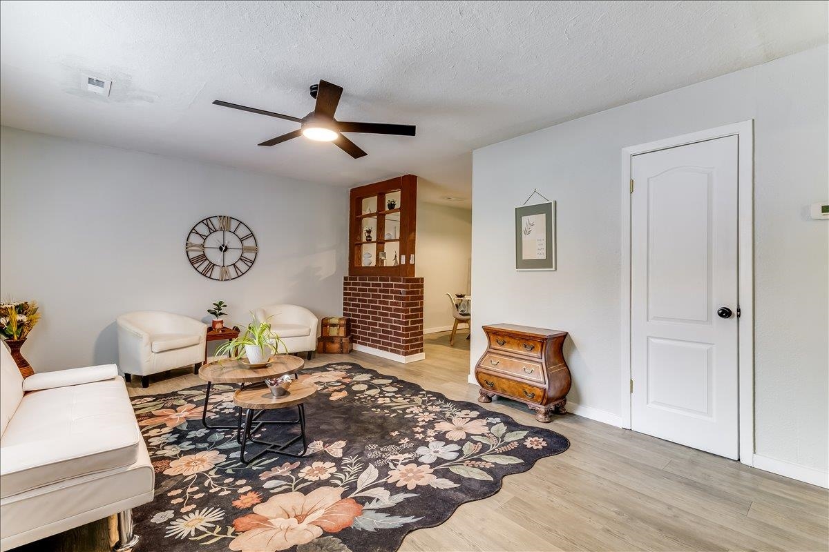 3212 E Fairhaven Drive Wichita KS 67216