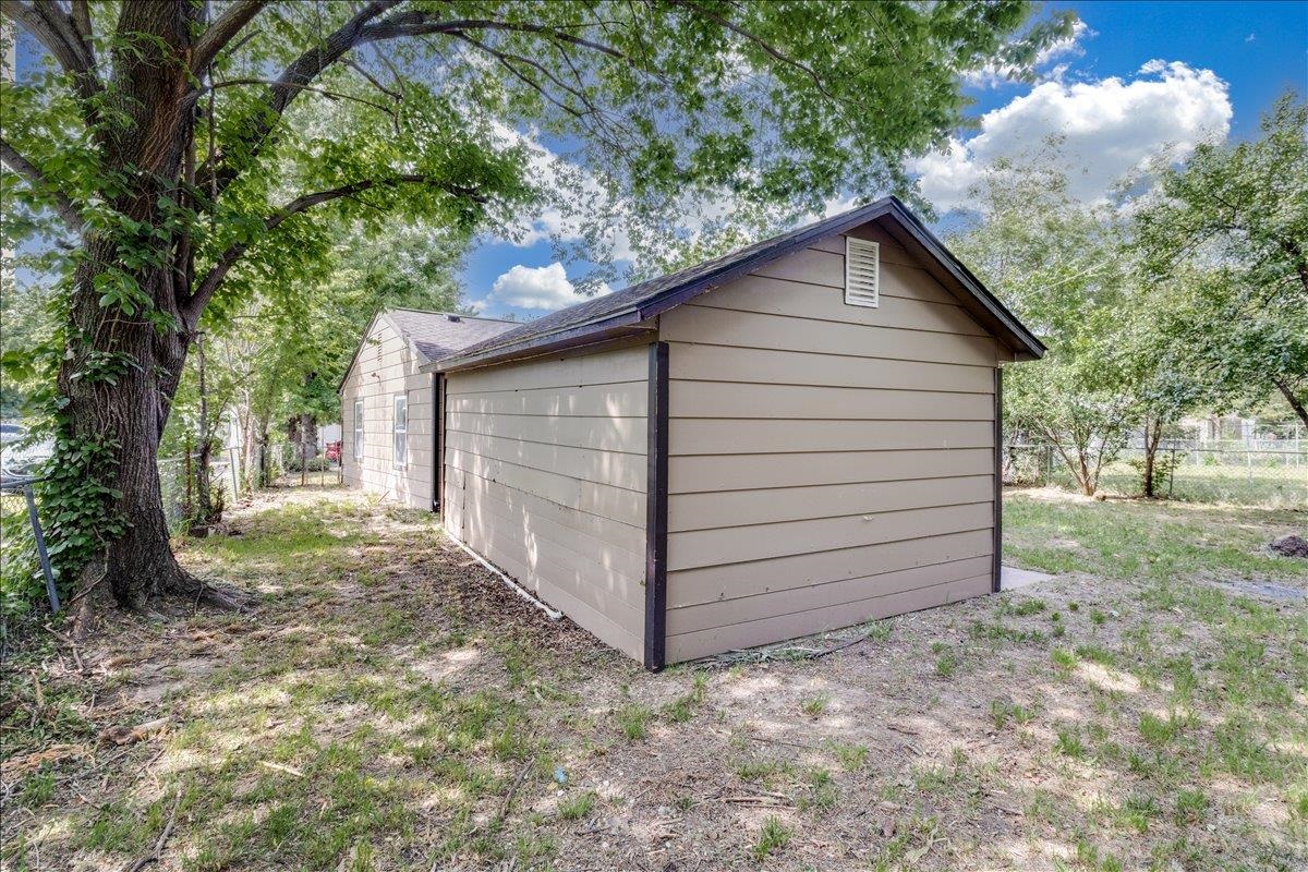 3212 E Fairhaven Drive Wichita KS 67216