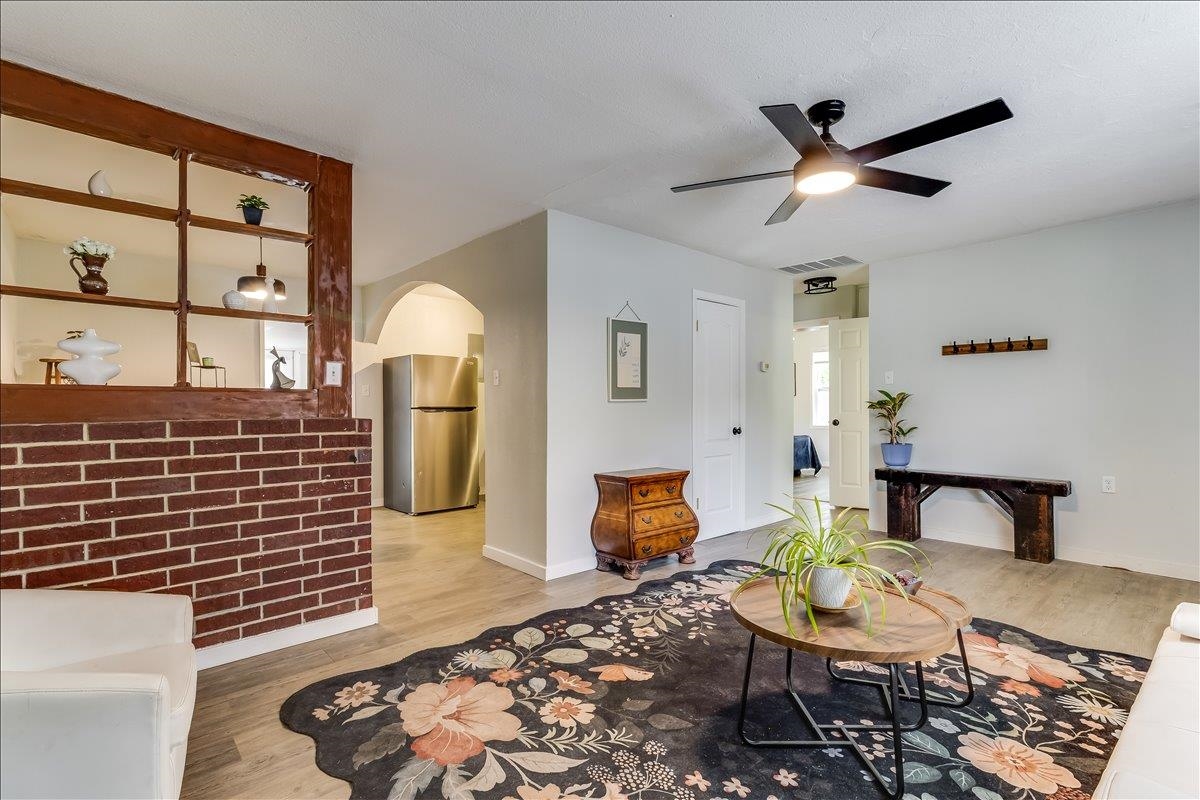 3212 E Fairhaven Drive Wichita KS 67216