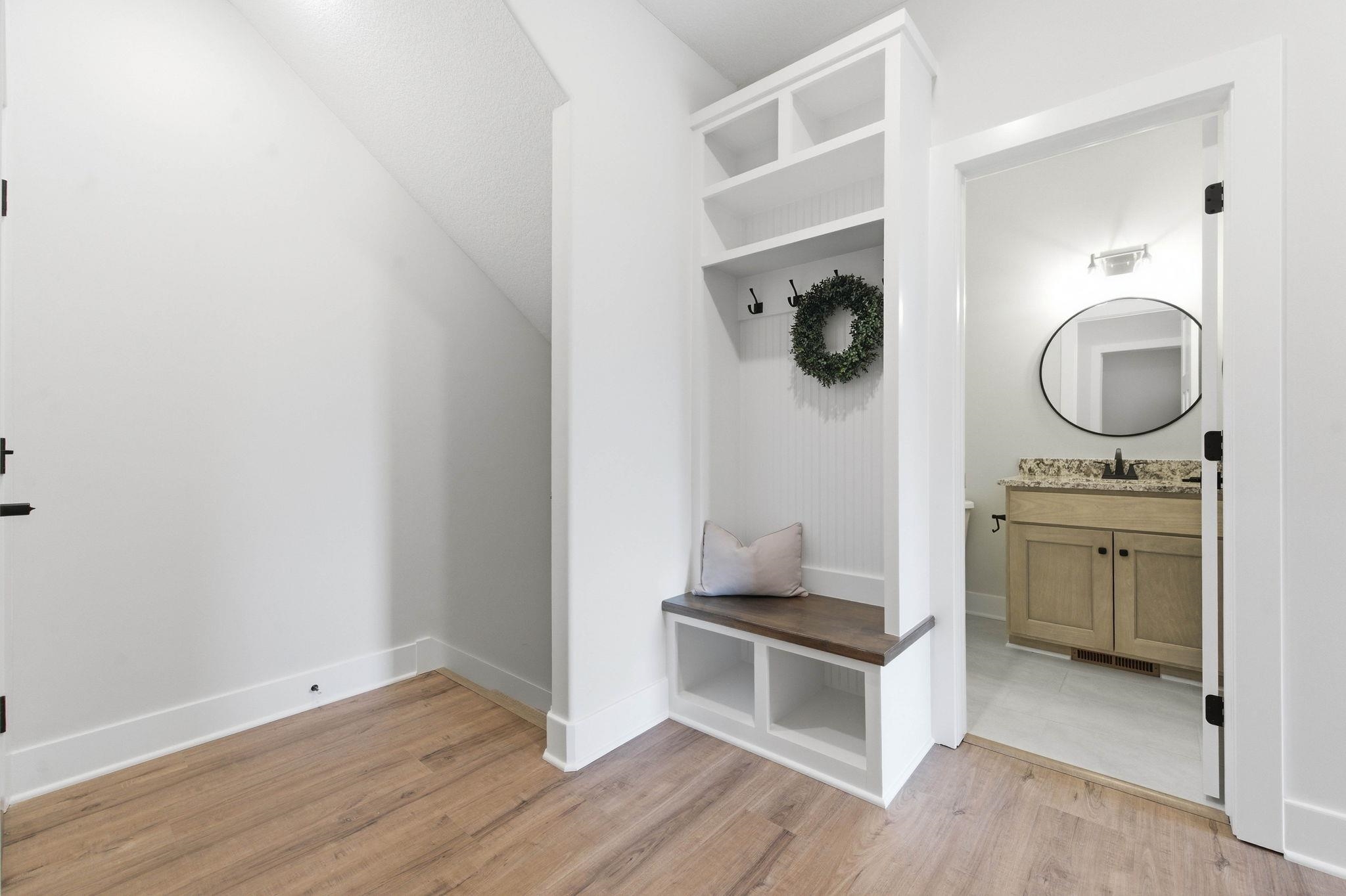 7905 E Turquoise Trail Bel Aire KS 67226