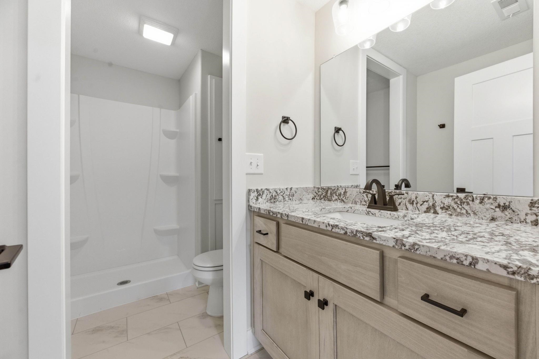 7905 E Turquoise Trail Bel Aire KS 67226