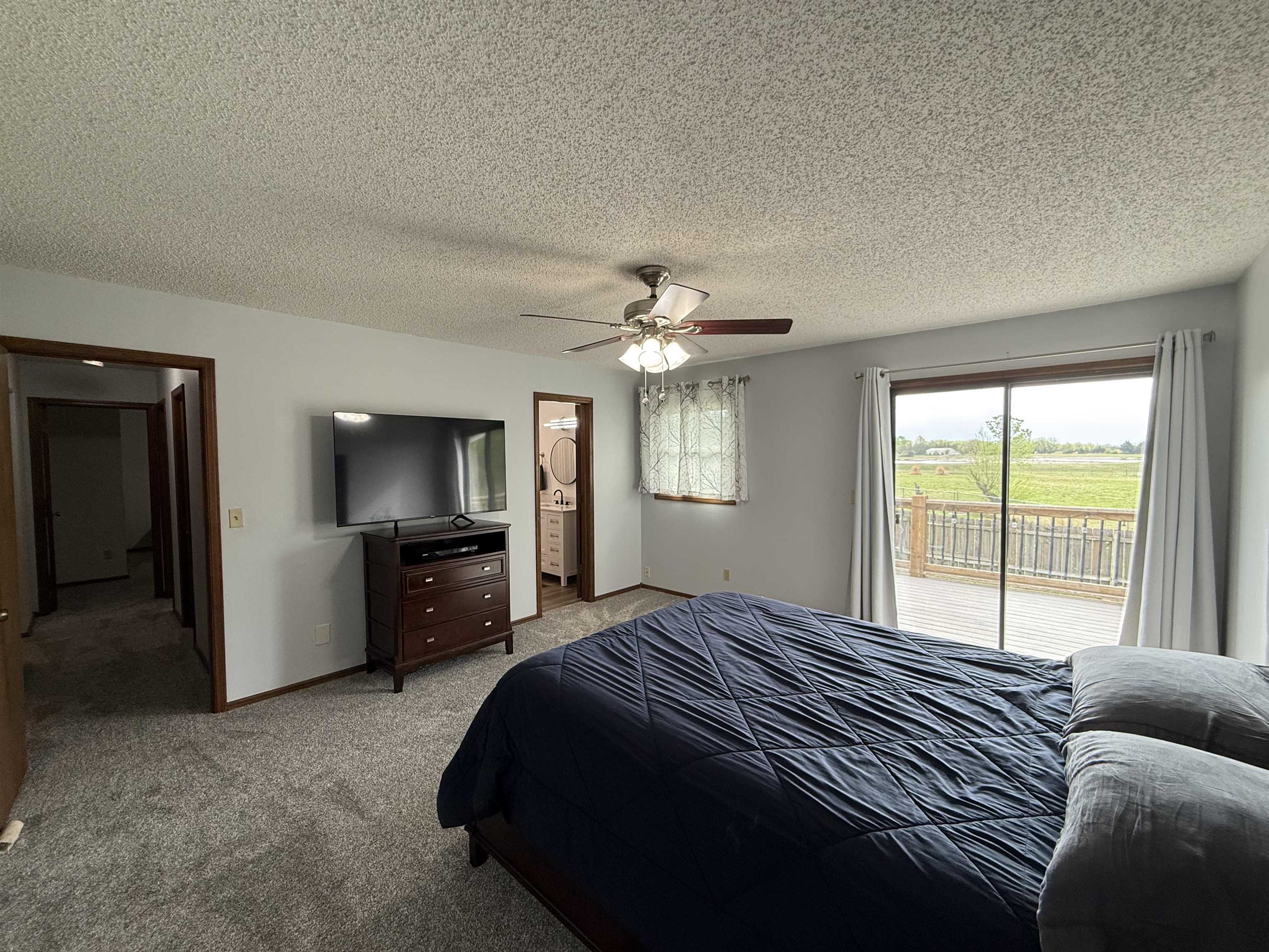 6658 S Bedford Circle Derby KS 67037