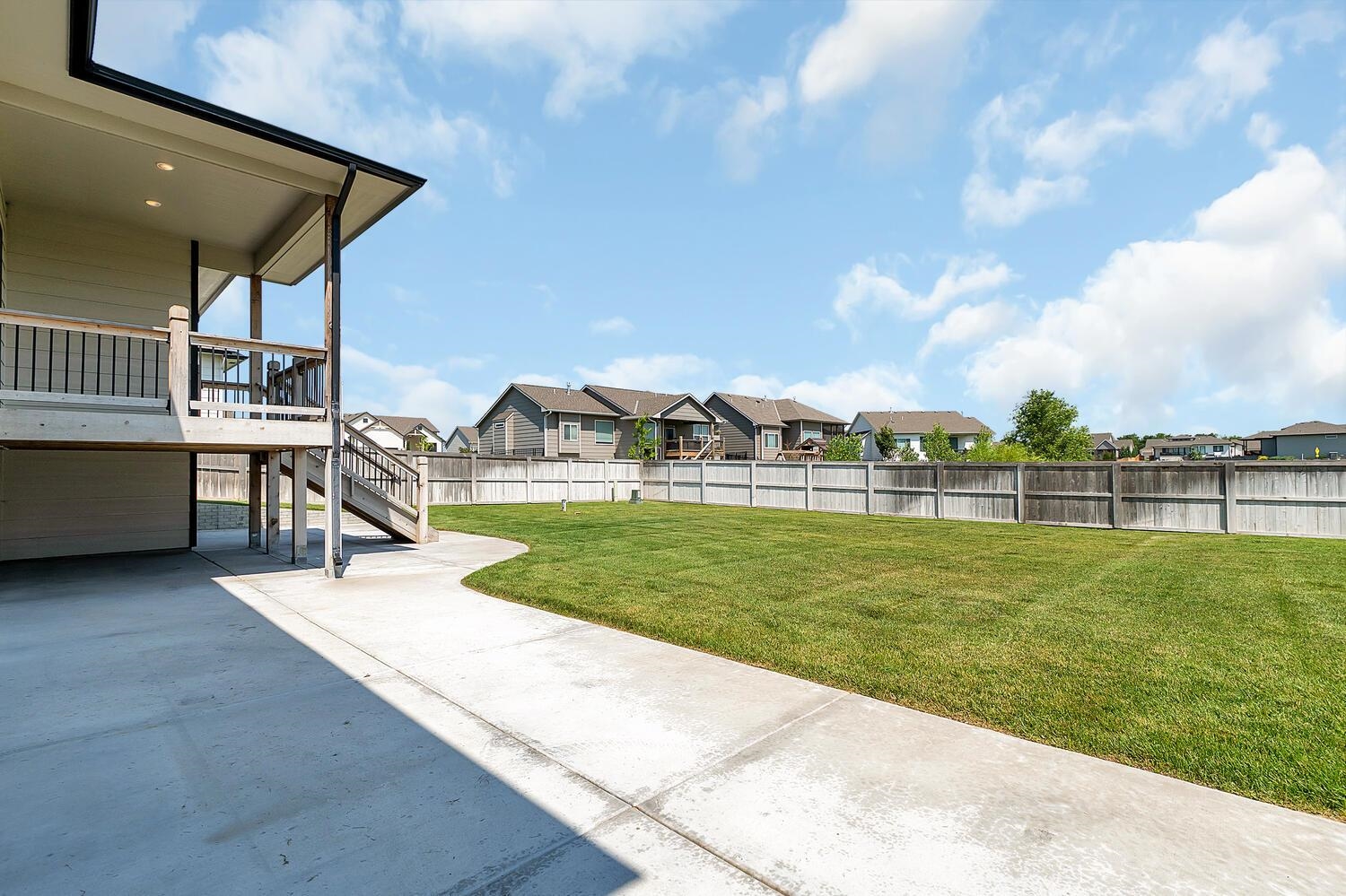 1226 W Lakeway Court Andover KS 67002