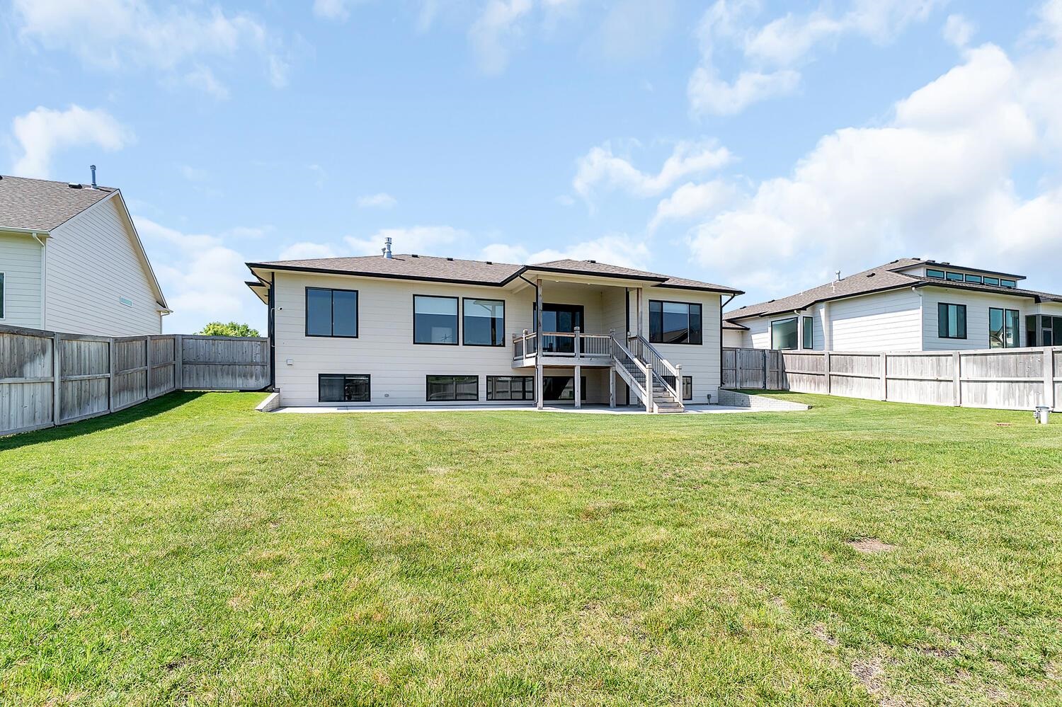 1226 W Lakeway Court Andover KS 67002