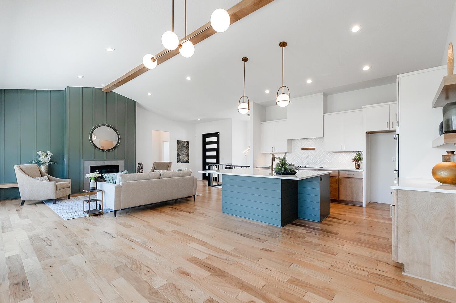 1226 W Lakeway Court Andover KS 67002