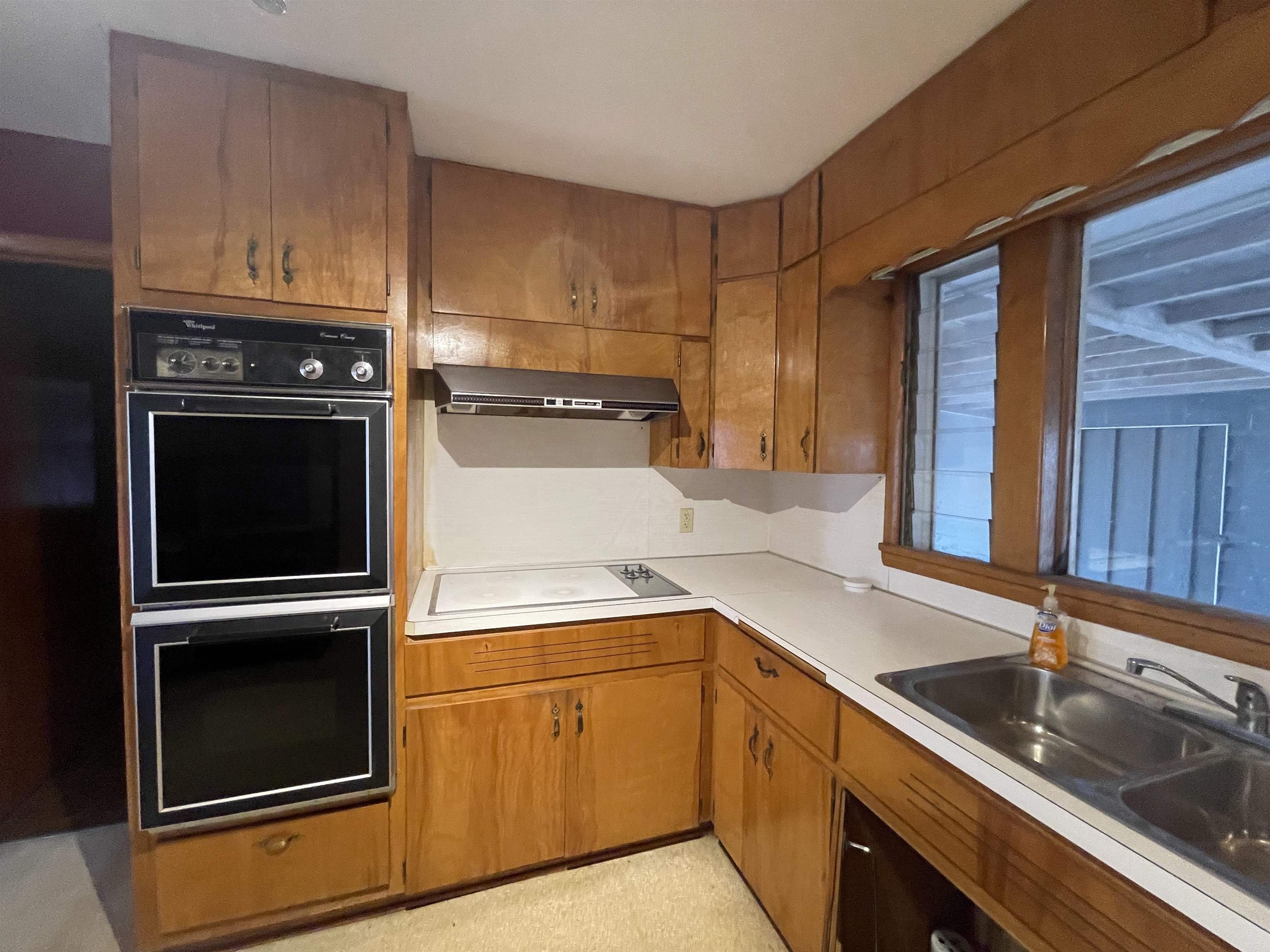 1703 N C Street Wellington KS 67152