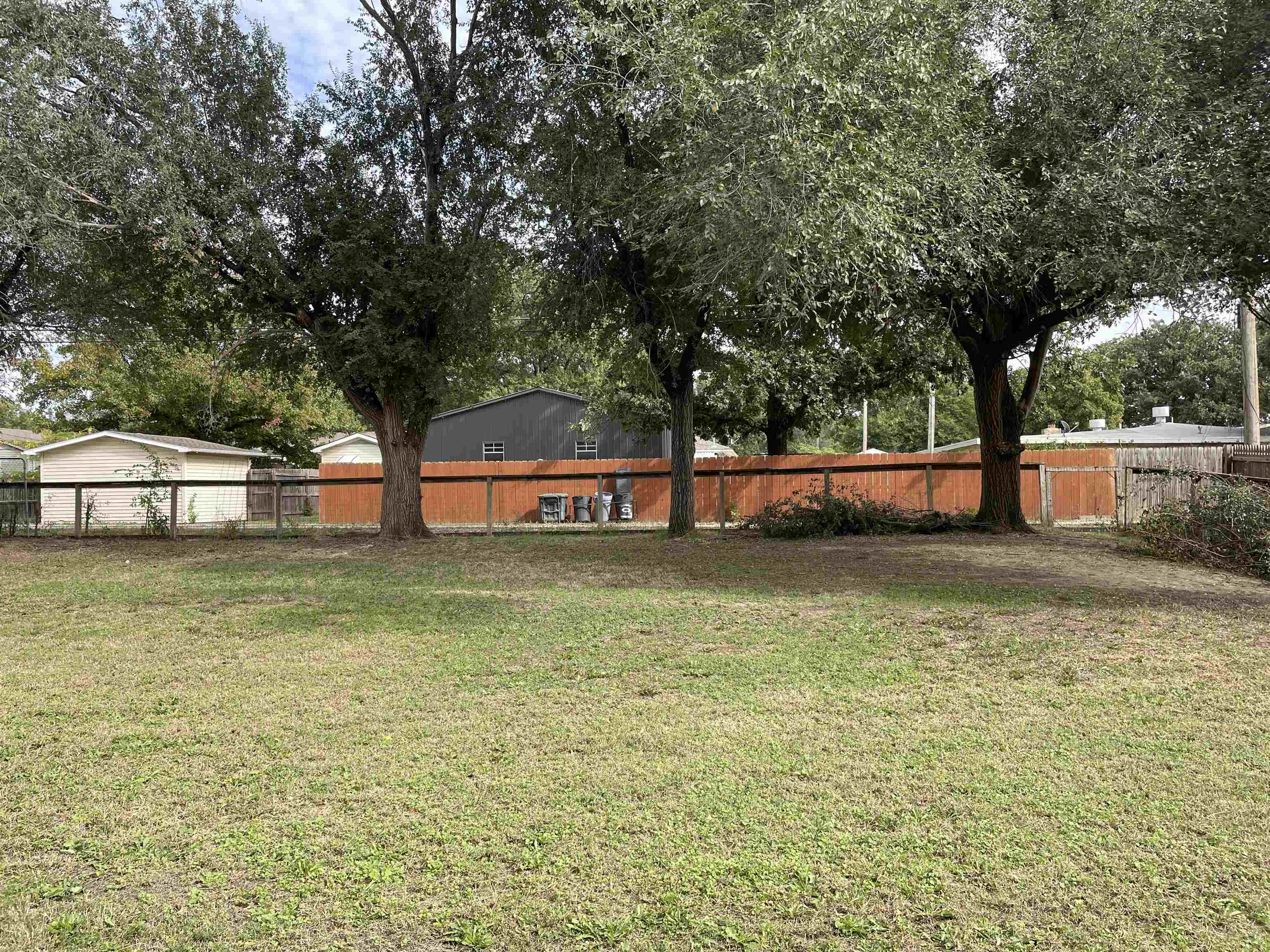 1703 N C Street Wellington KS 67152