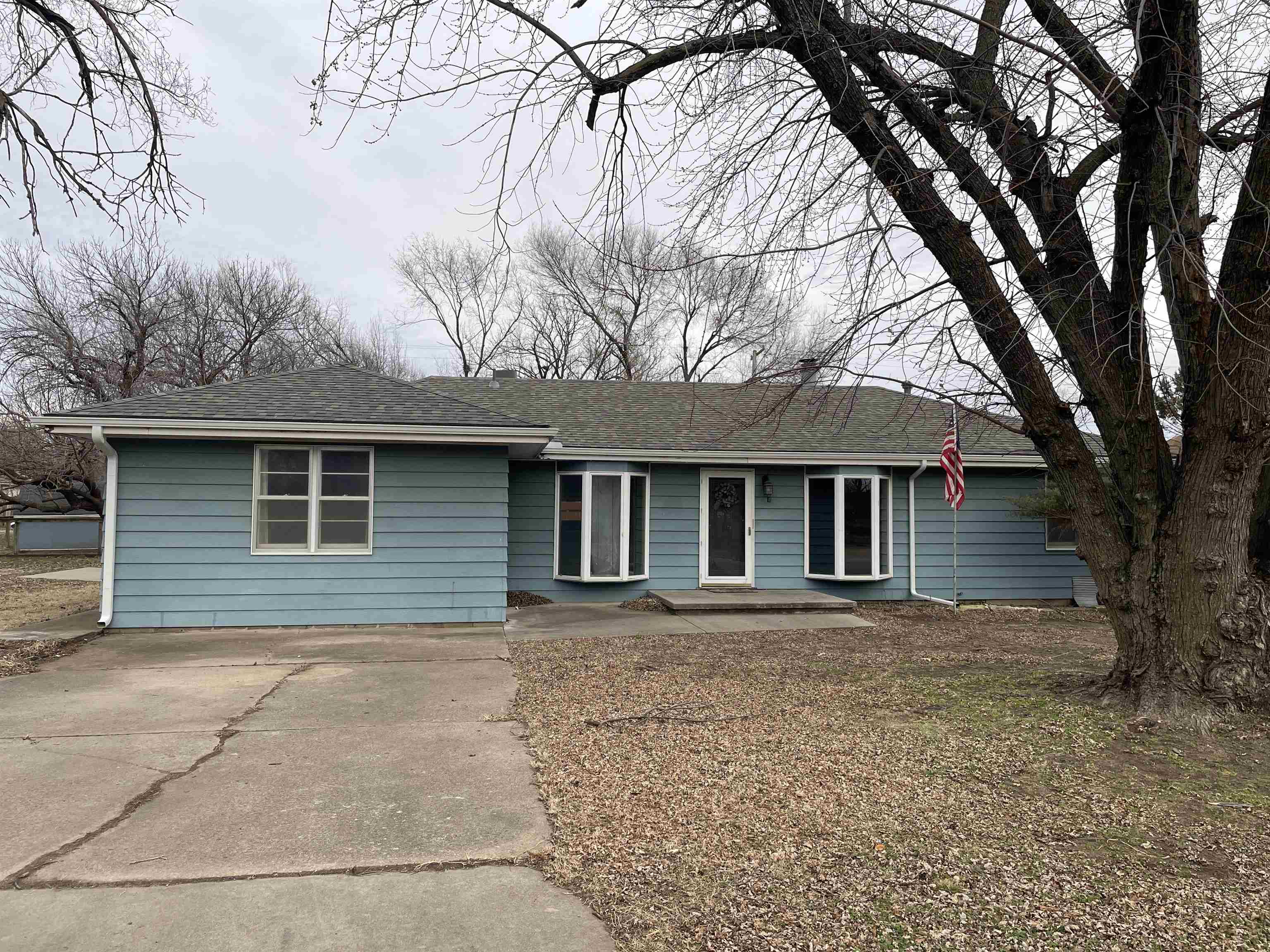 1703 N C Street Wellington KS 67152