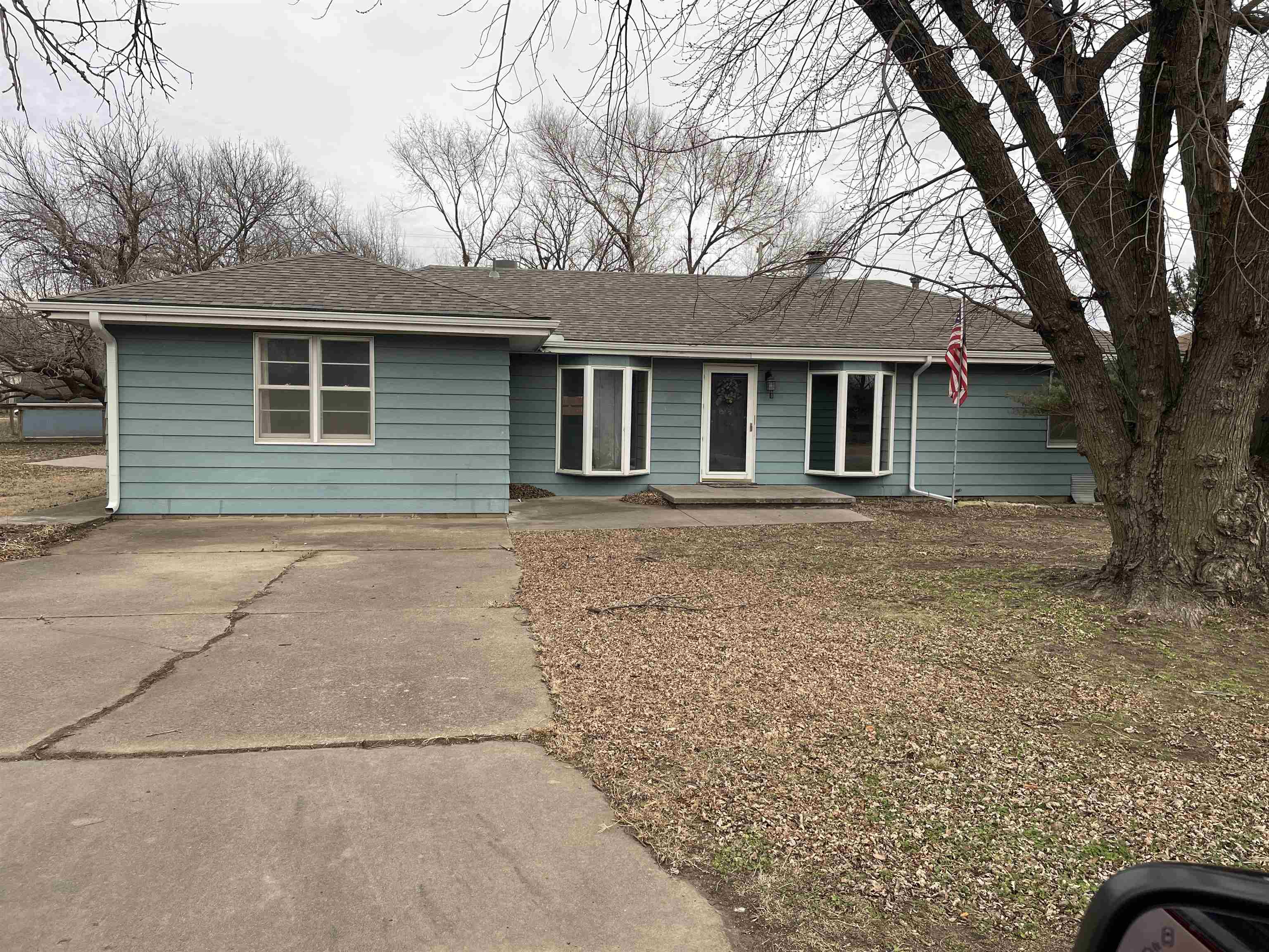 1703 N C Street Wellington KS 67152