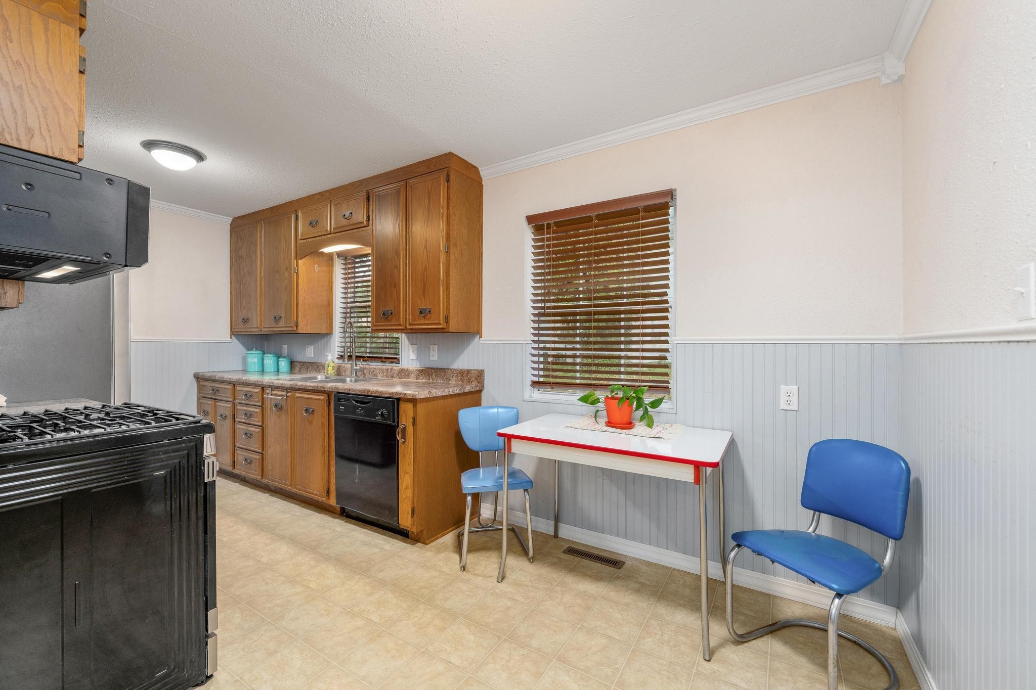 820 W 7th Wellington KS 67152