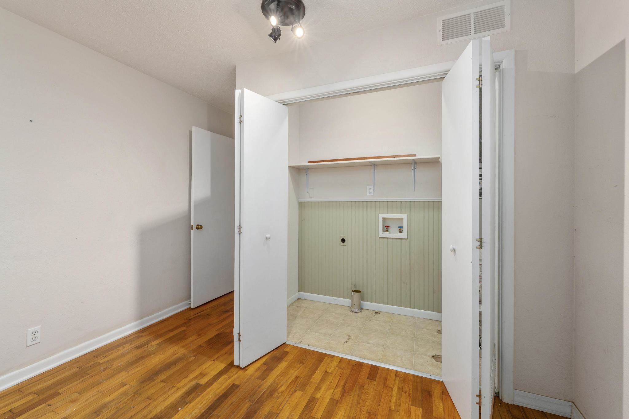 820 W 7th Wellington KS 67152