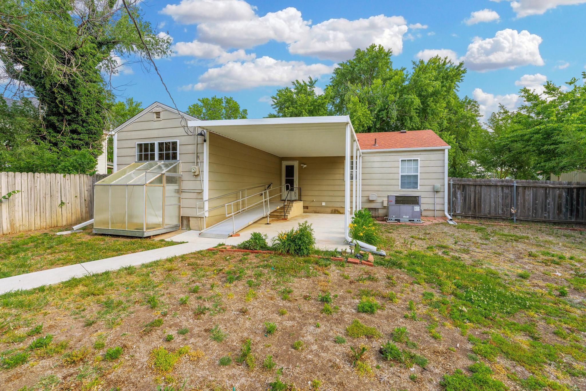 820 W 7th Wellington KS 67152