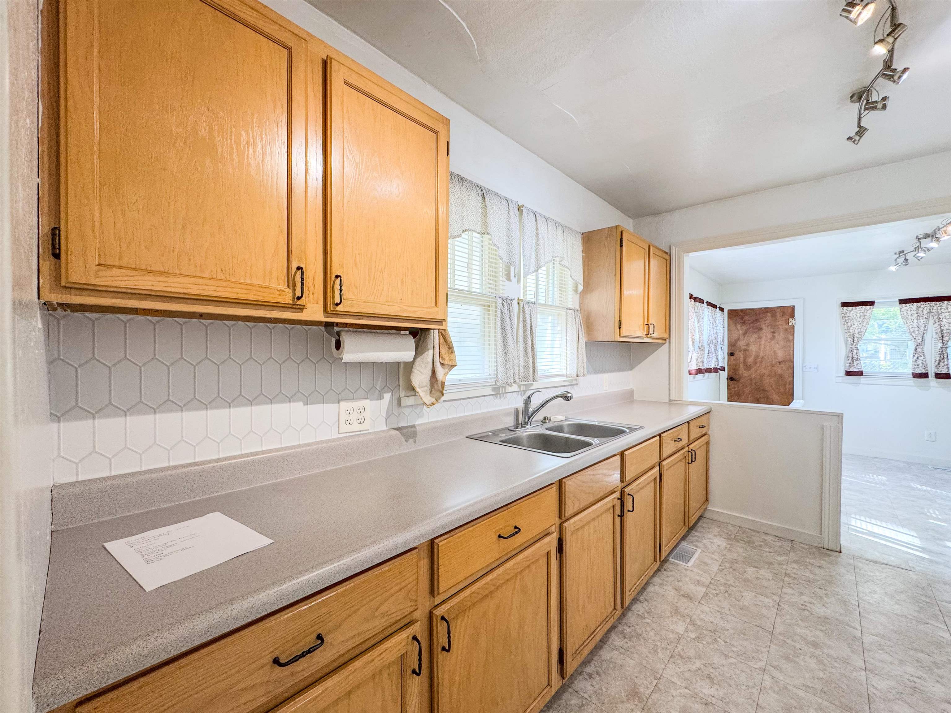 1309 N 4th Street Arkansas City KS 67005