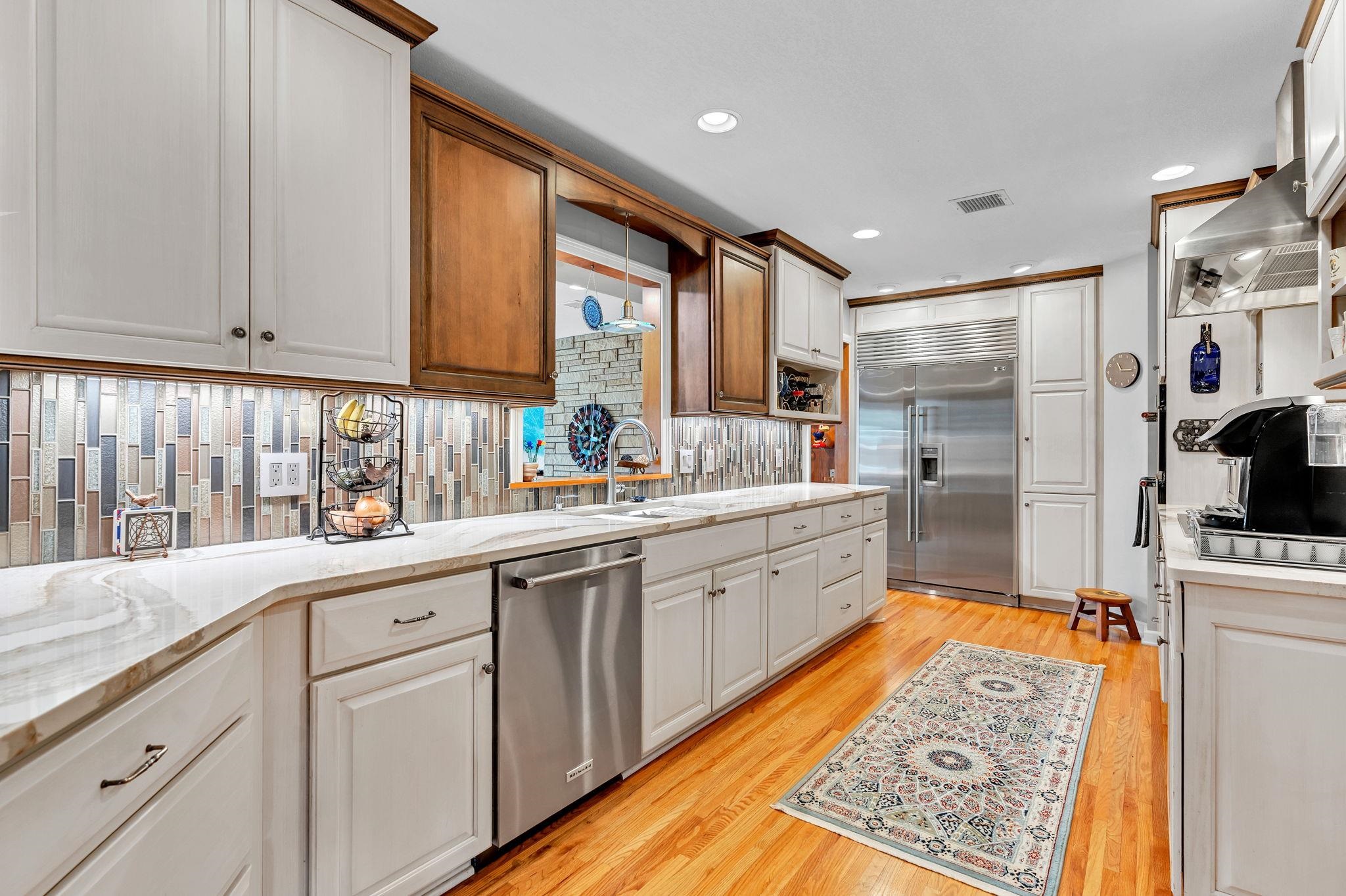 5 S Drury Lane Wichita KS 67207