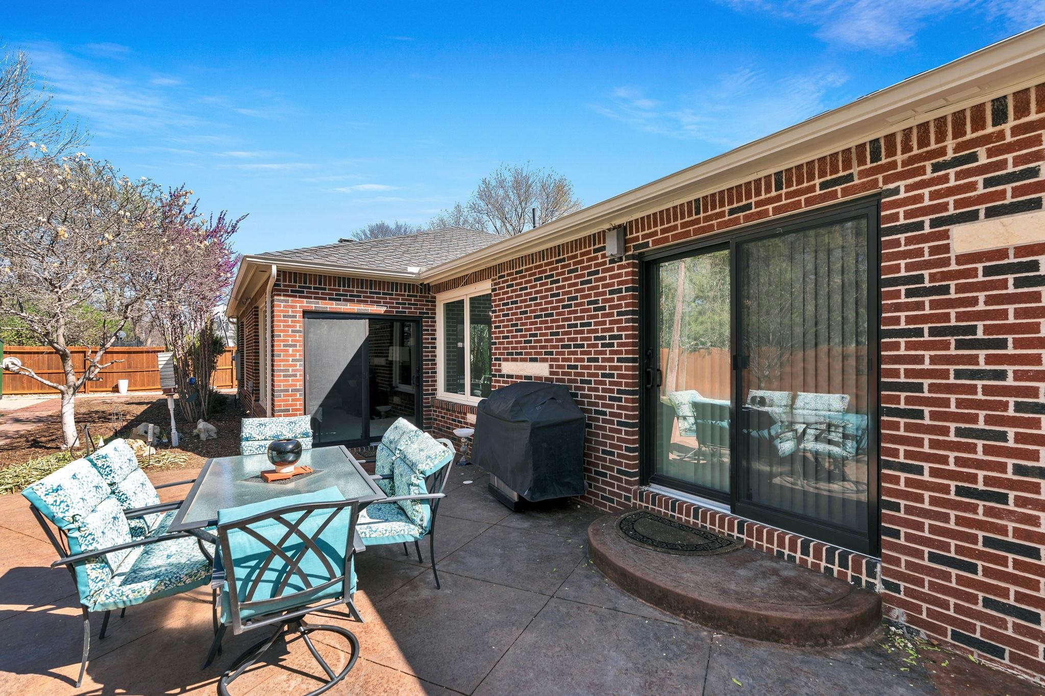 5 S Drury Lane Wichita KS 67207