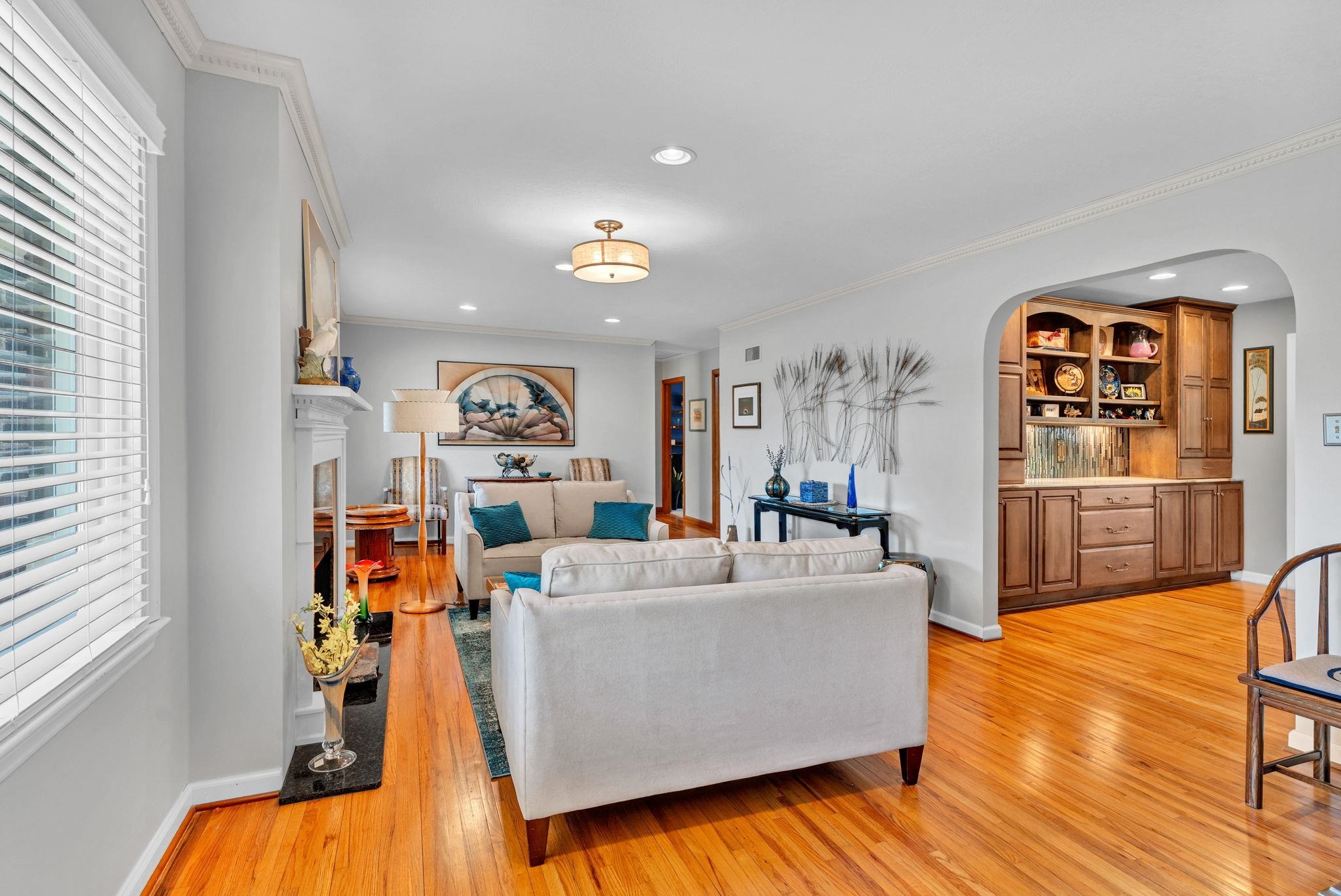 5 S Drury Lane Wichita KS 67207