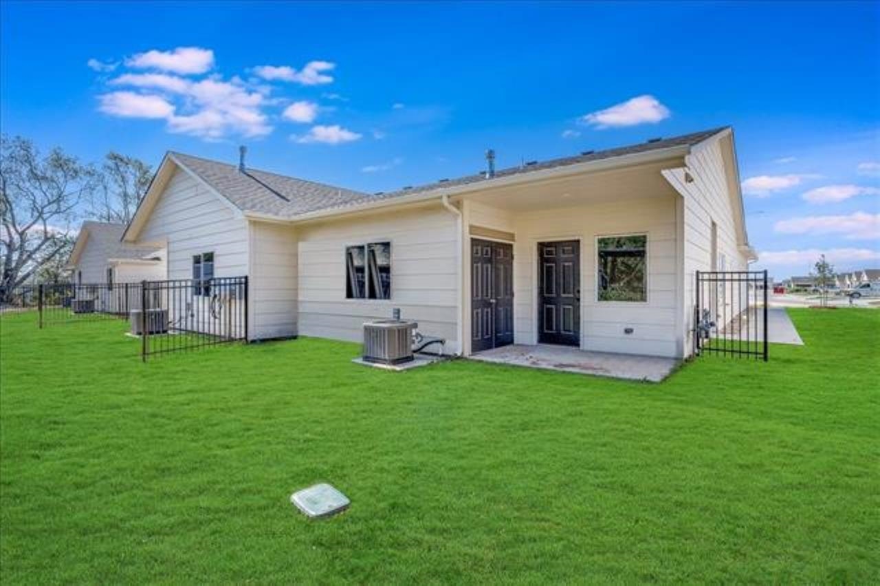 1625 S Limuel Street Wichita KS 67235