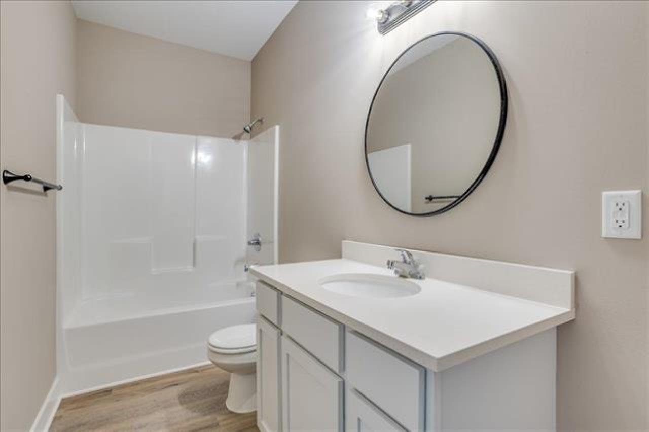 1625 S Limuel Street Wichita KS 67235