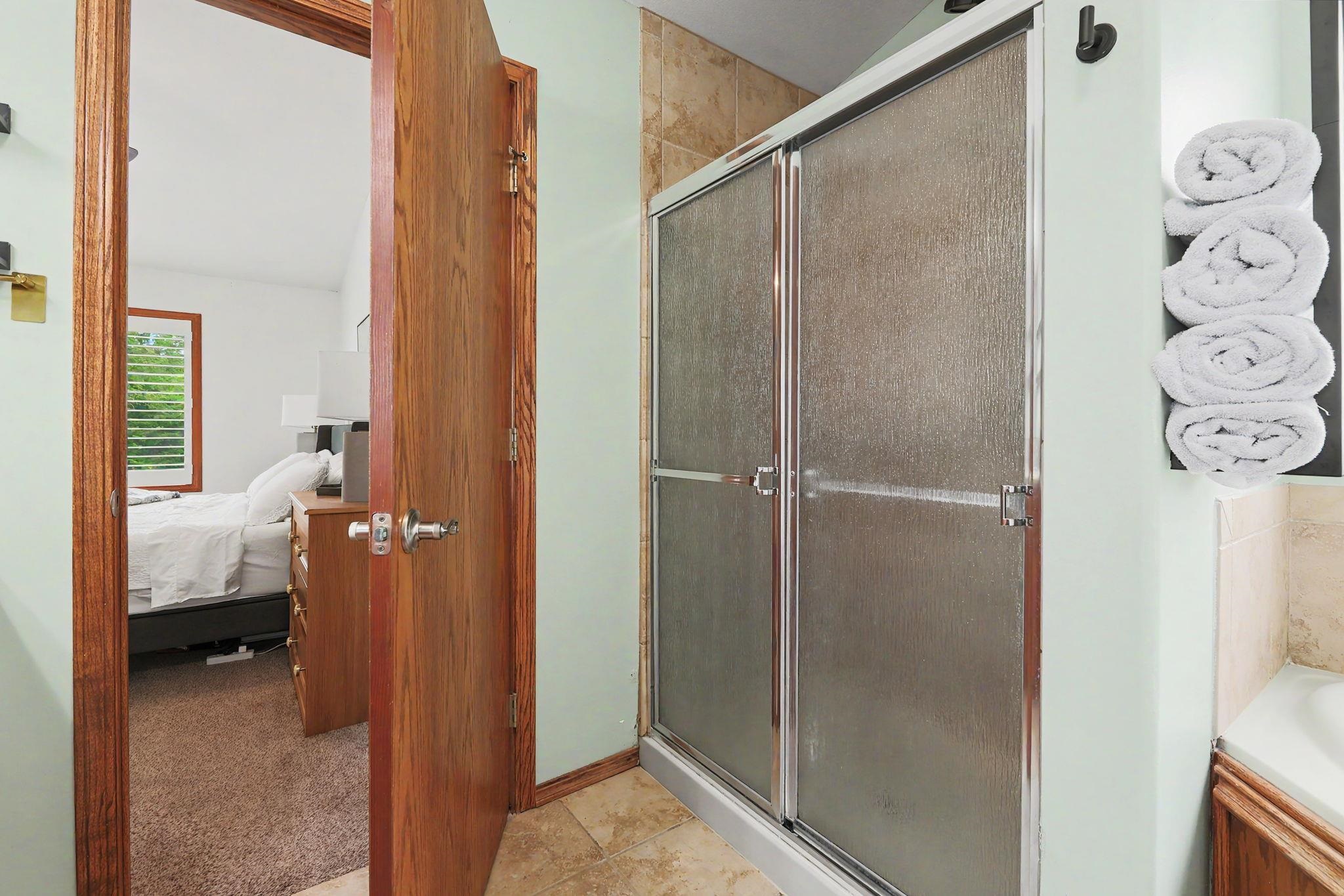 2801 N Rough Creek Derby KS 67037