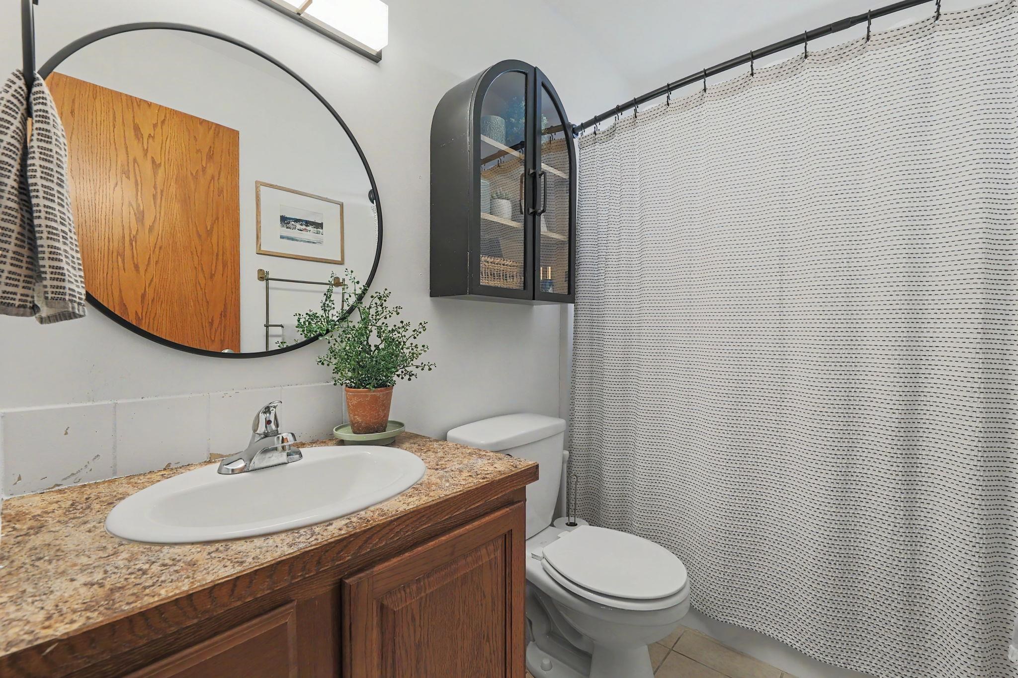 2801 N Rough Creek Derby KS 67037