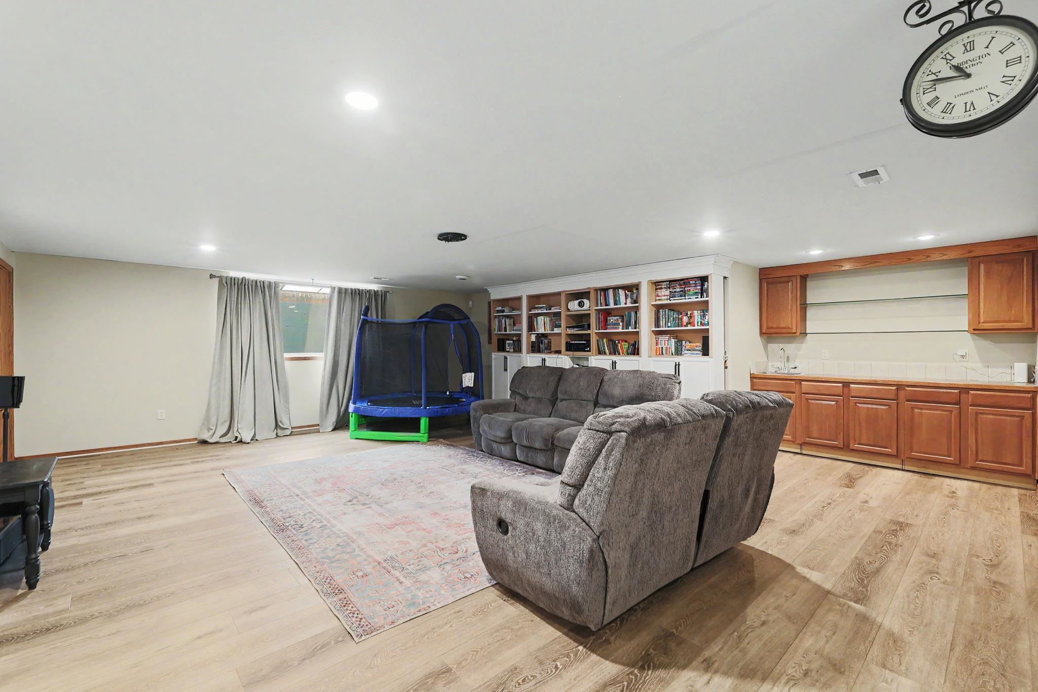 2801 N Rough Creek Derby KS 67037
